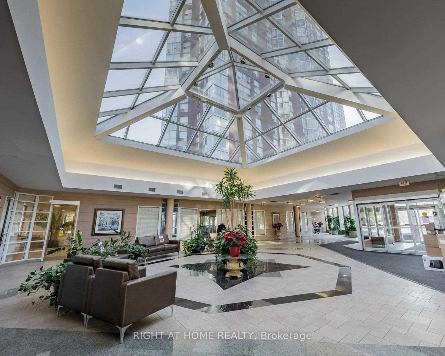 7 Concorde Place E, #2110