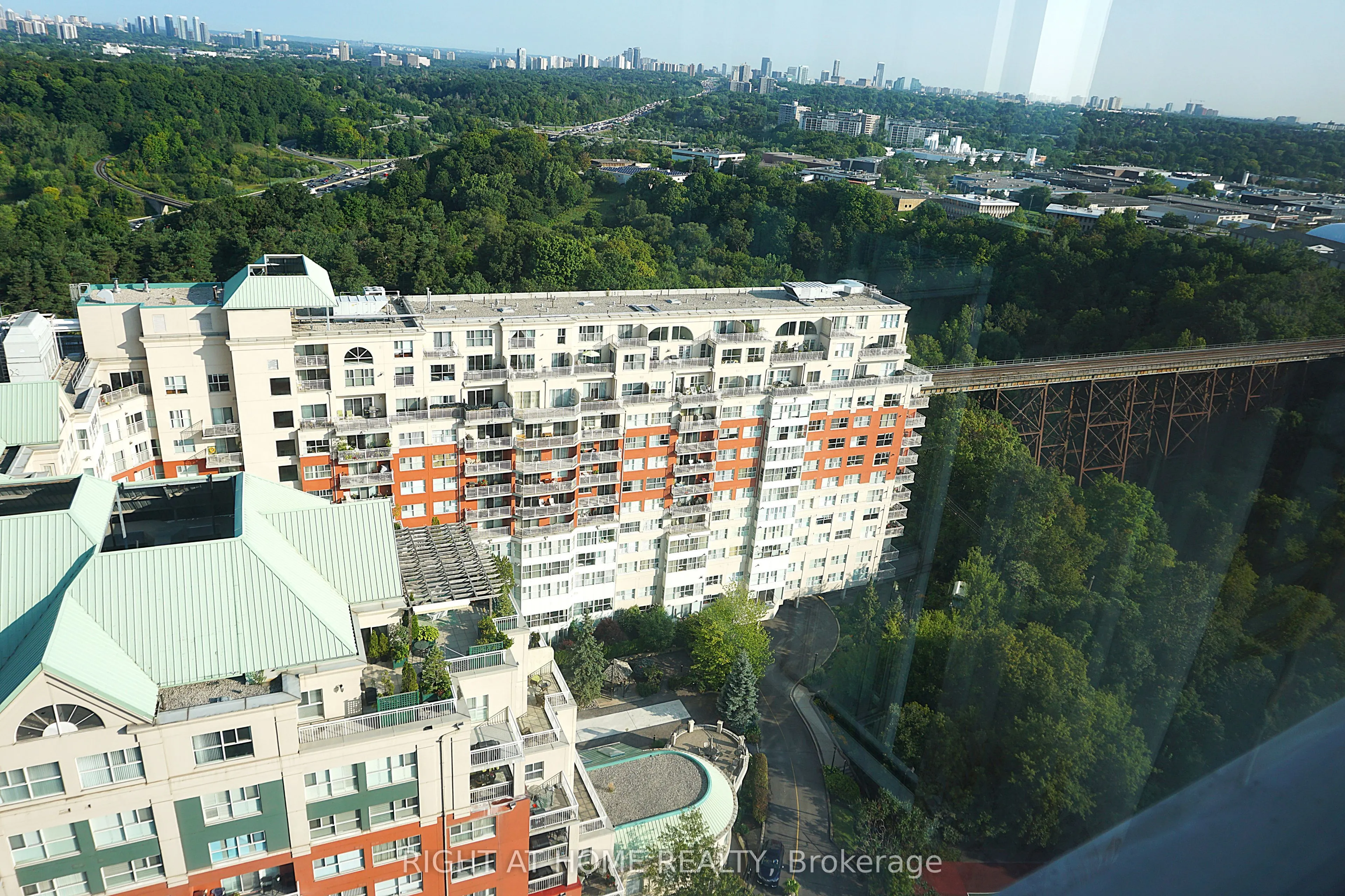 7 Concorde Place E, #2110