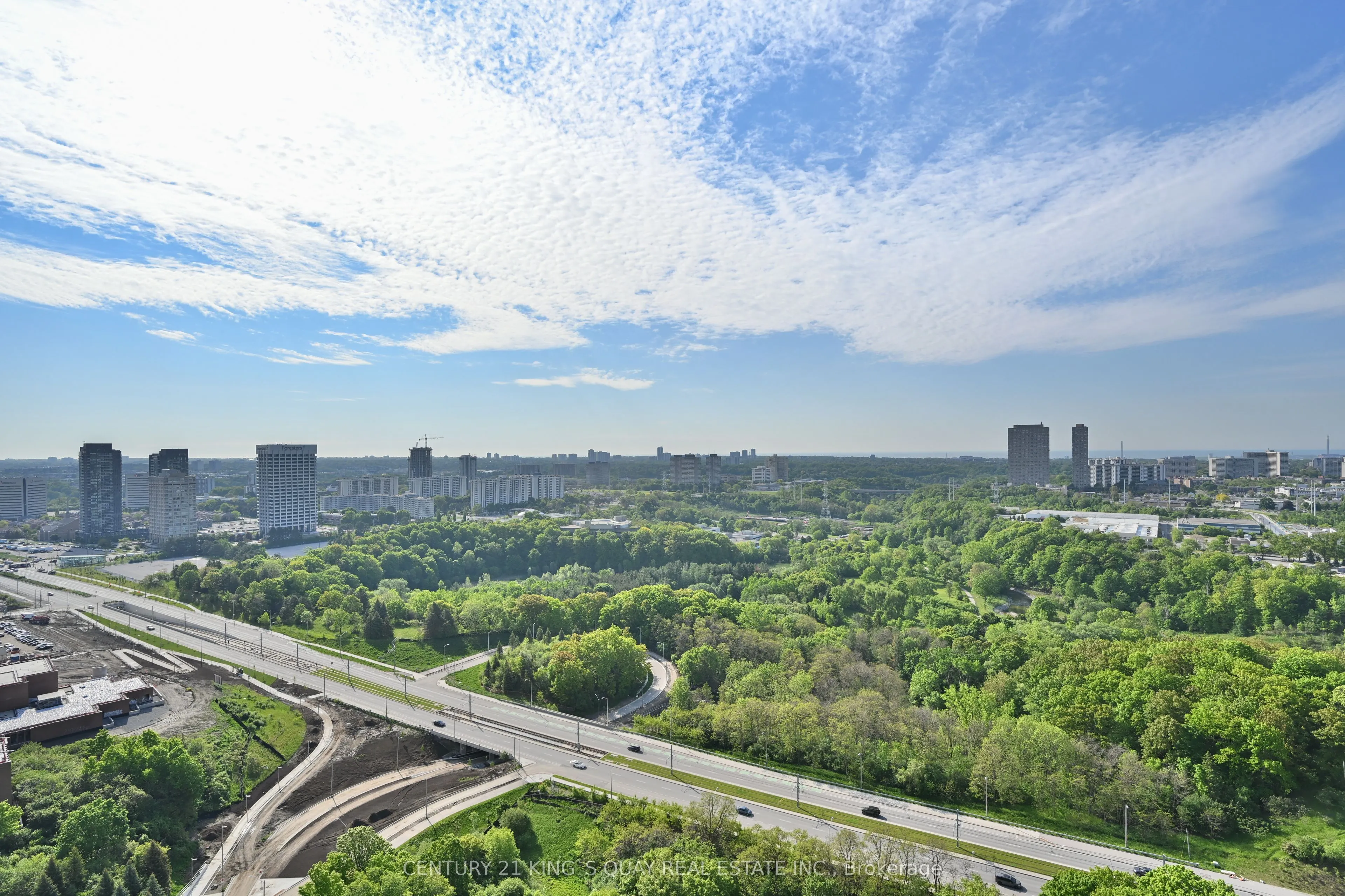30 Inn On The Park Drive, #2807