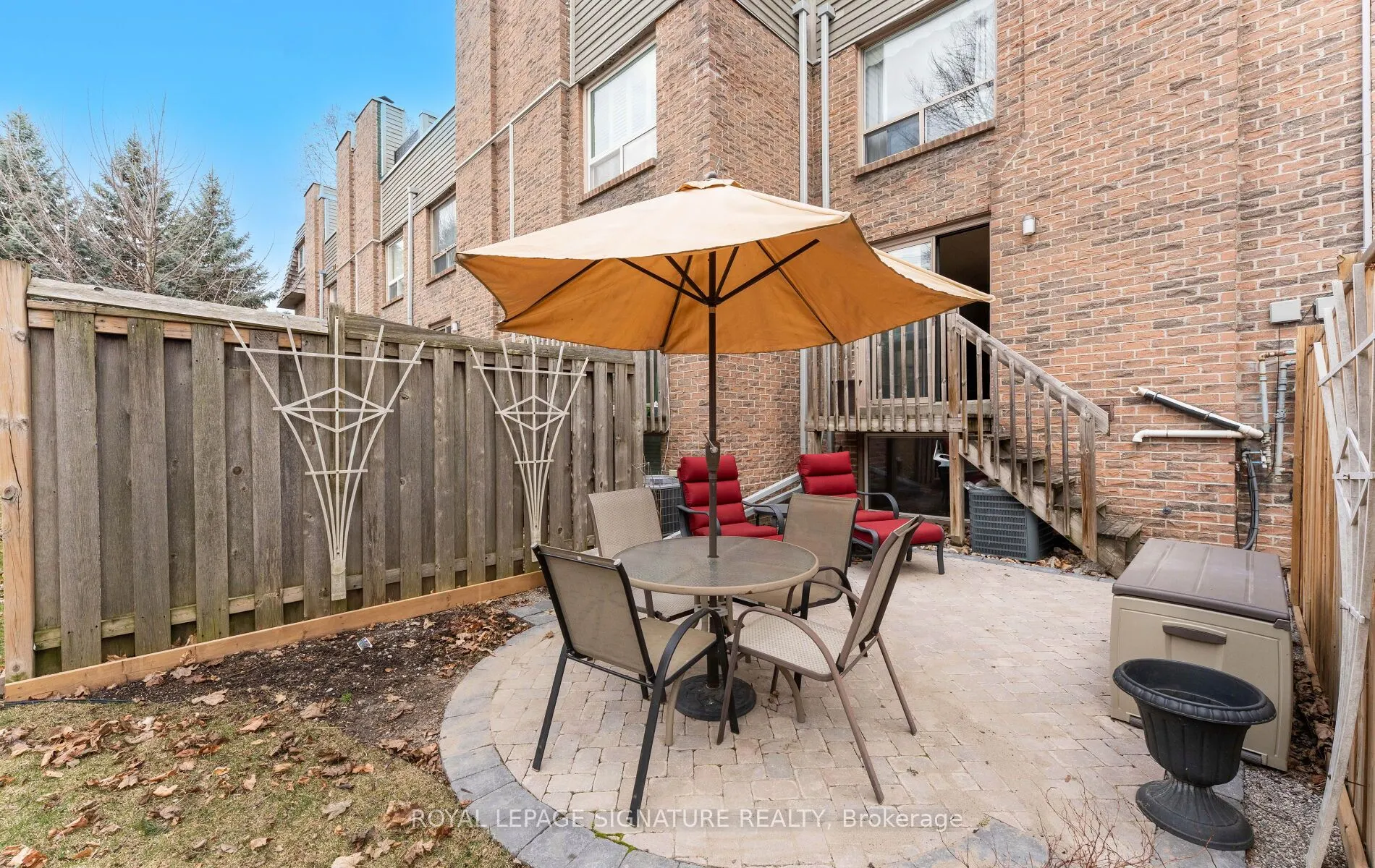 74 Dutch Myrtle Way, #31