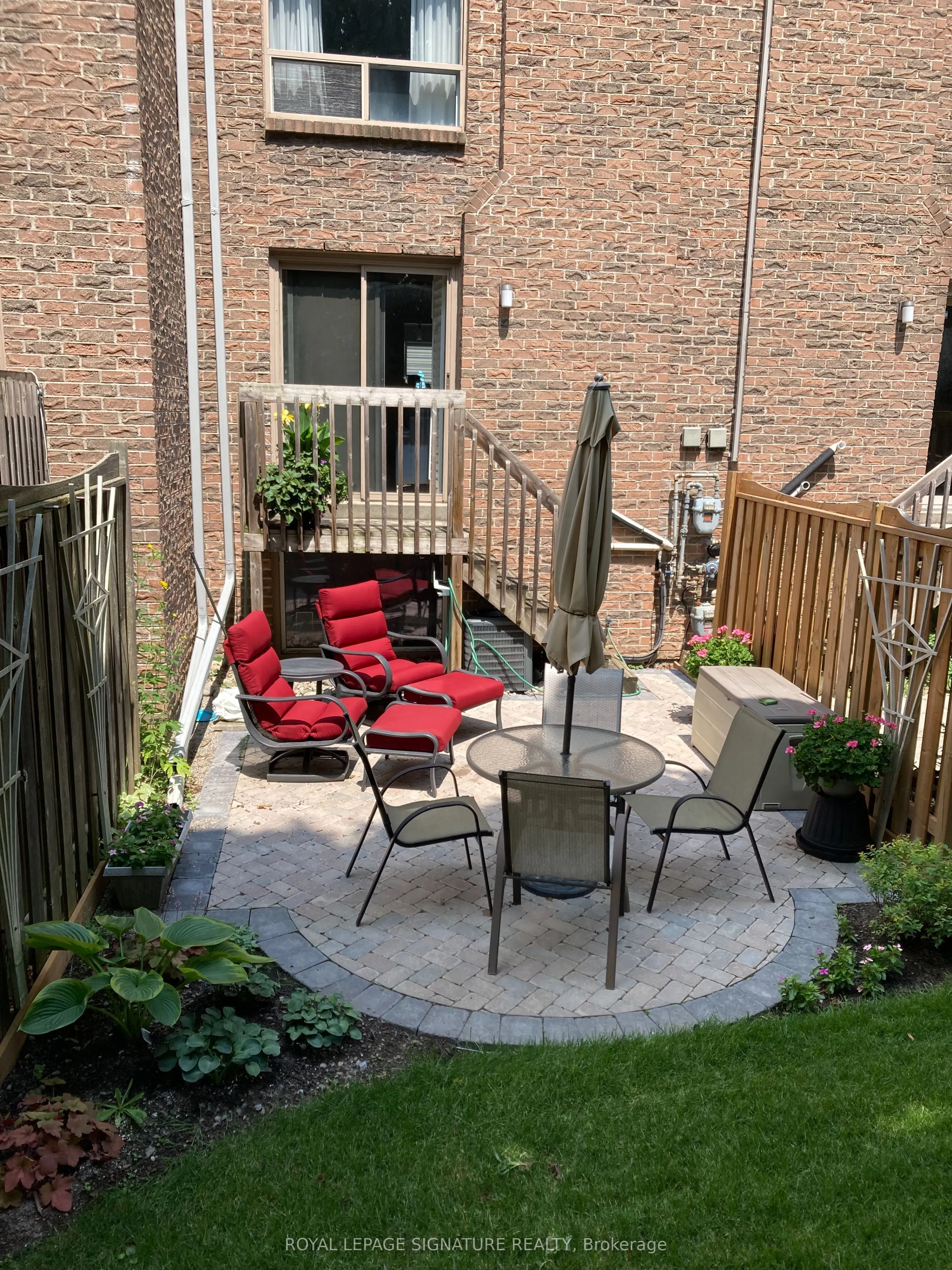 74 Dutch Myrtle Way, #31