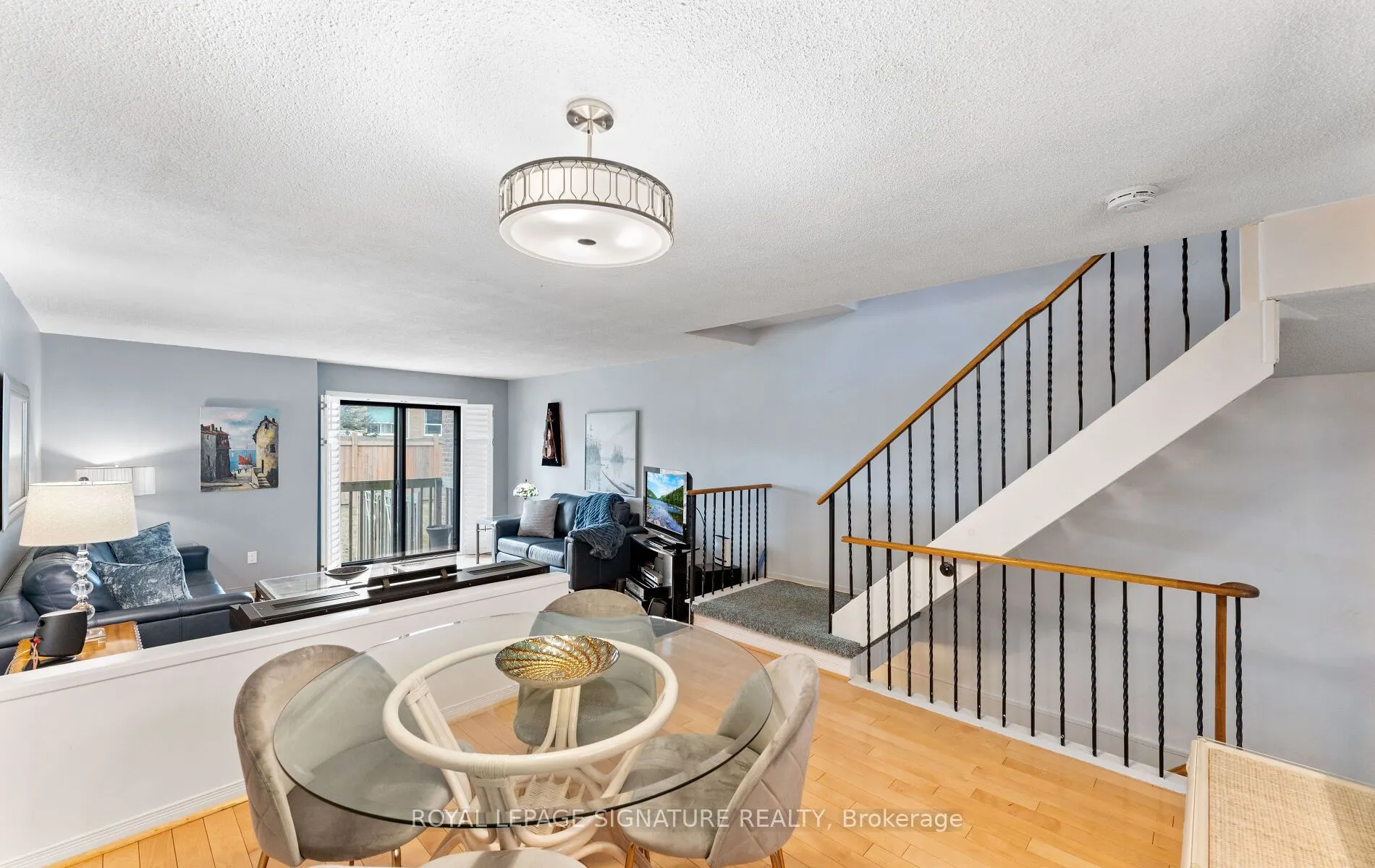 74 Dutch Myrtle Way, #31