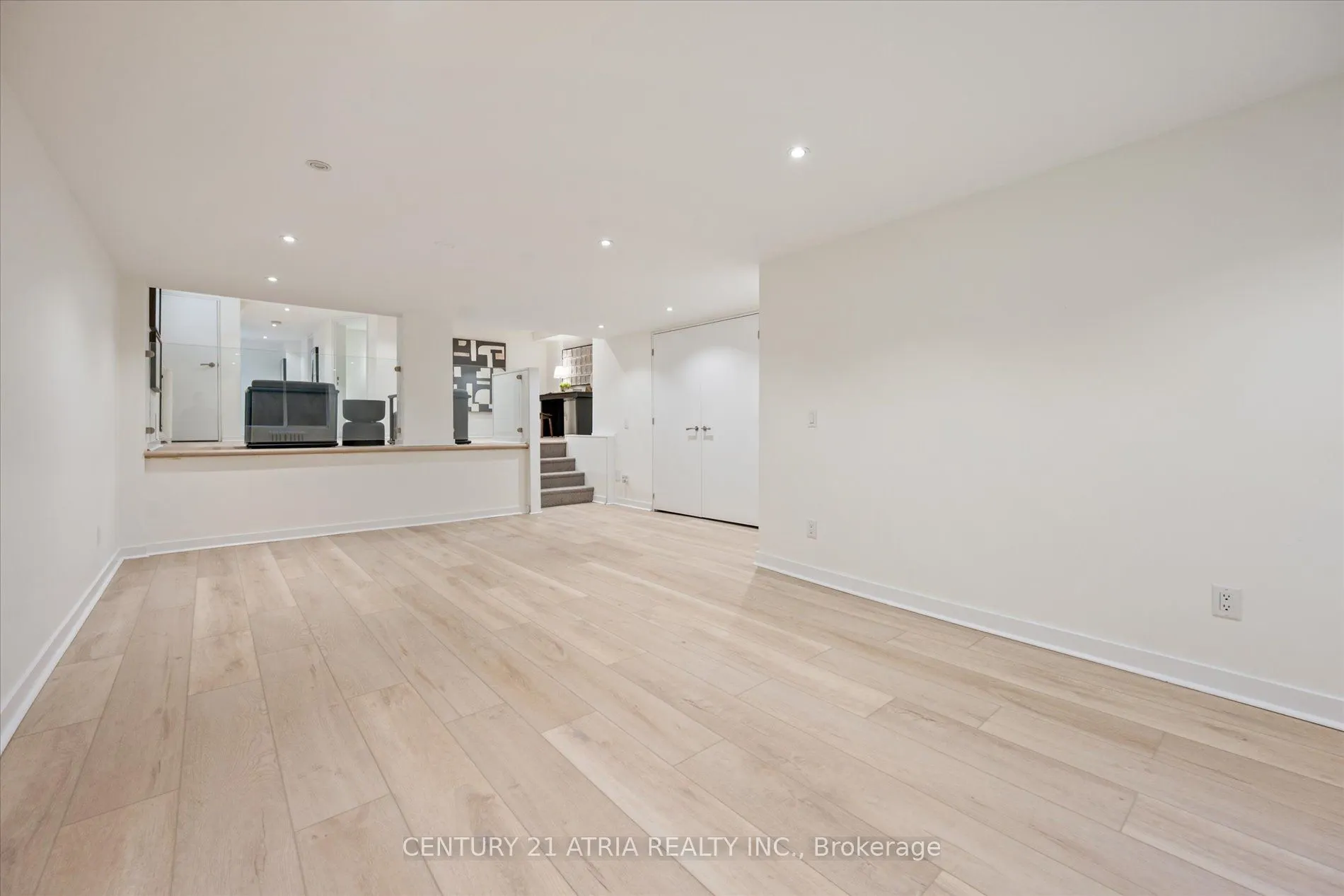 80 Glenvale Boulevard