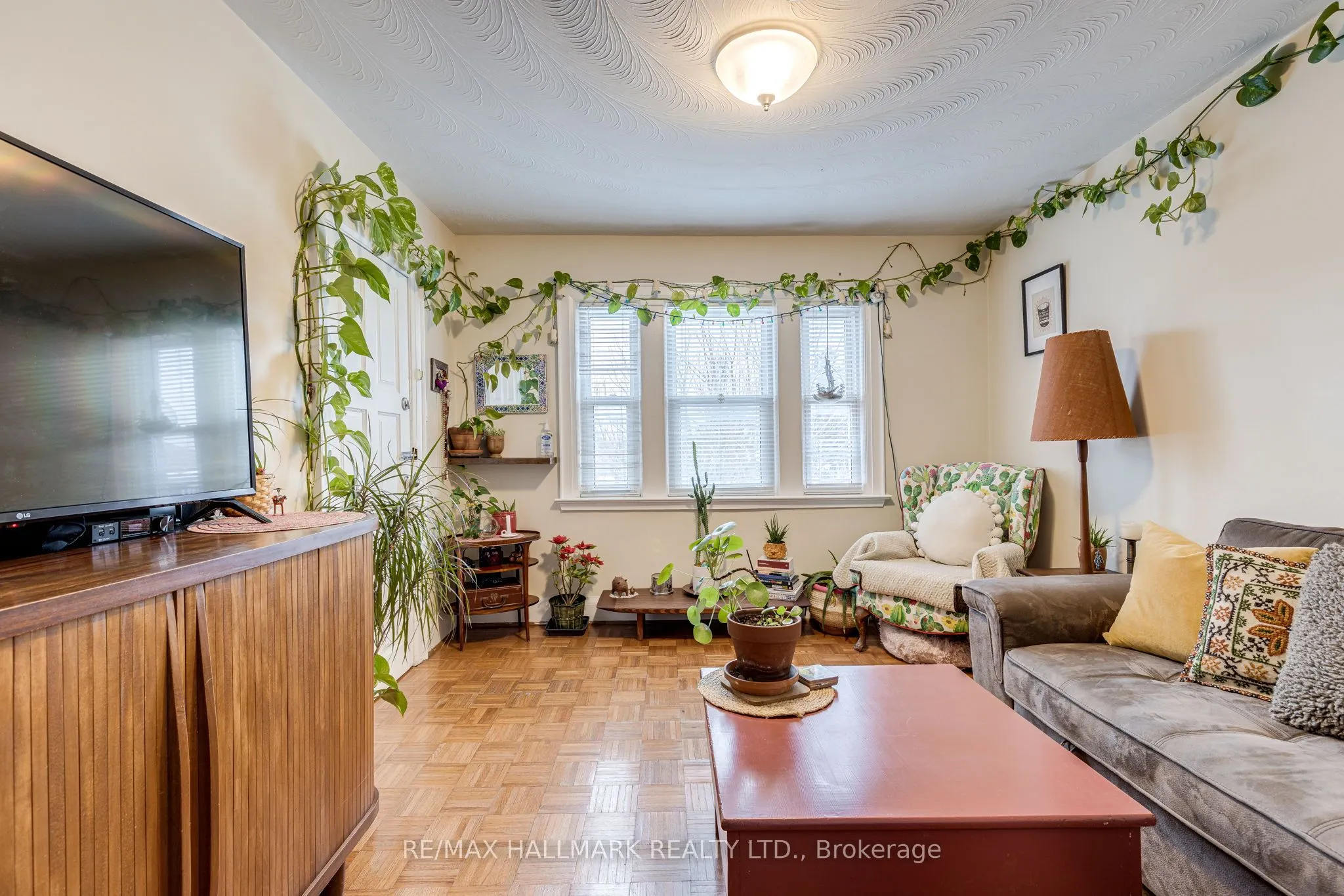 329 Vaughan Road