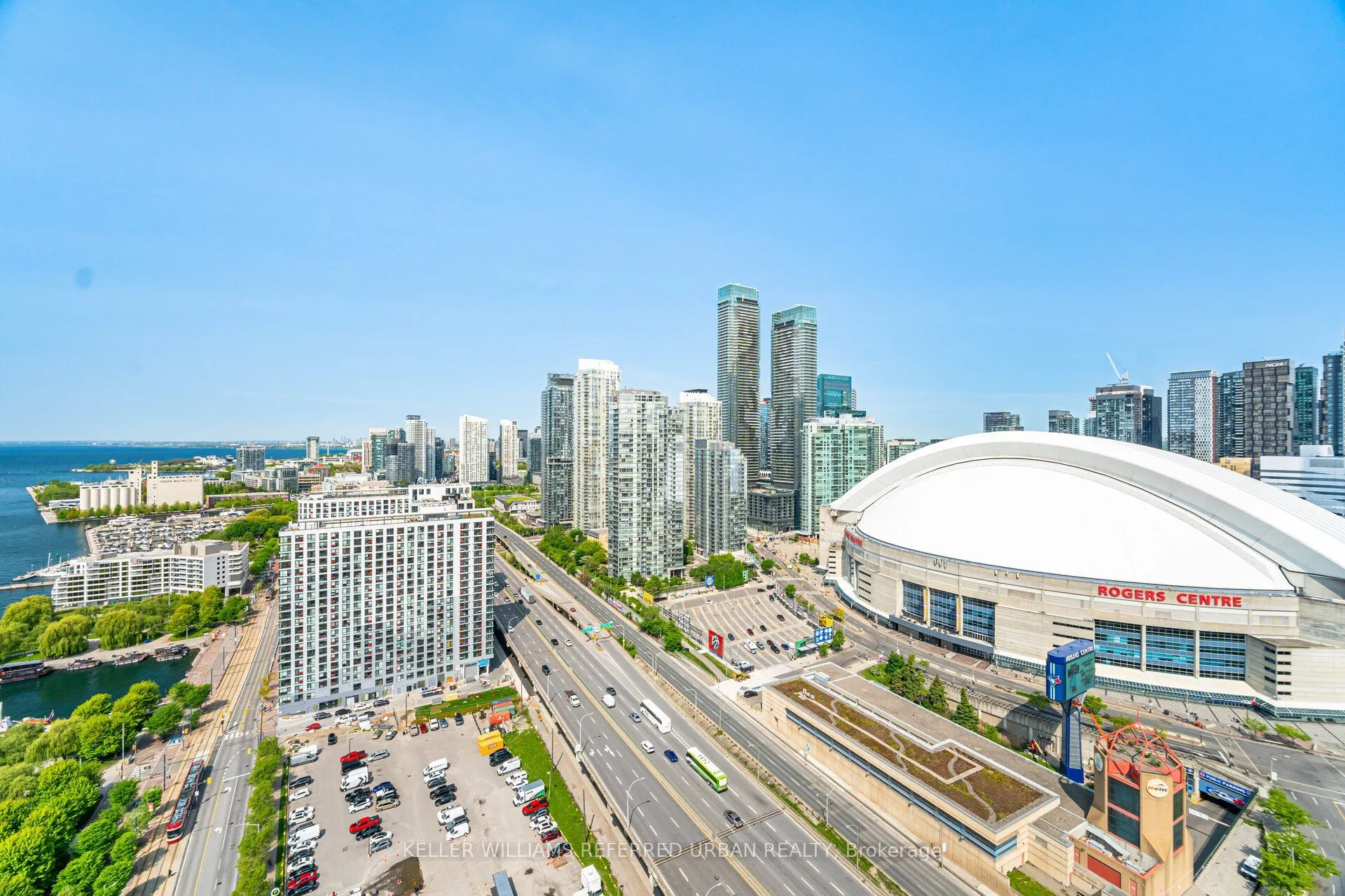 270 Queens Quay W, #2008