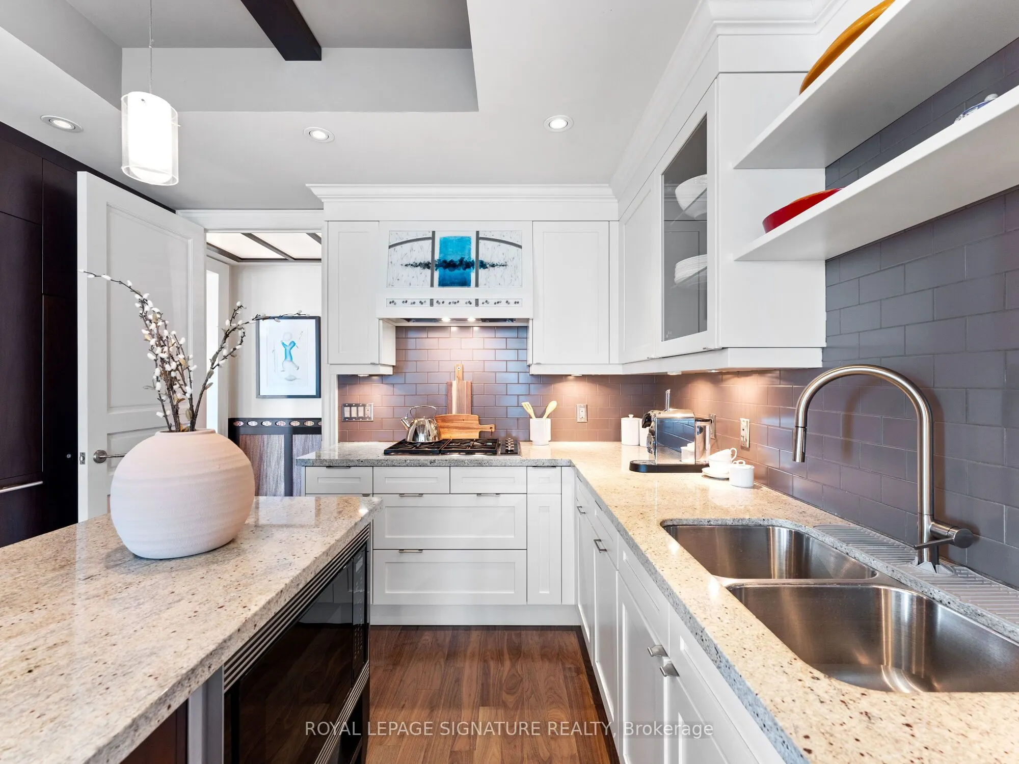 155 St. Clair Avenue W, #603