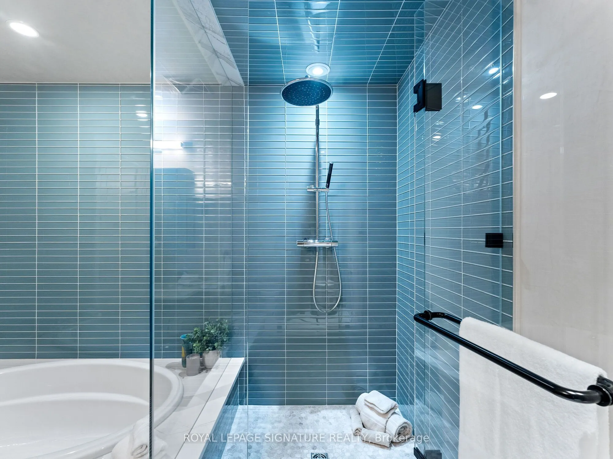 155 St. Clair Avenue W, #603