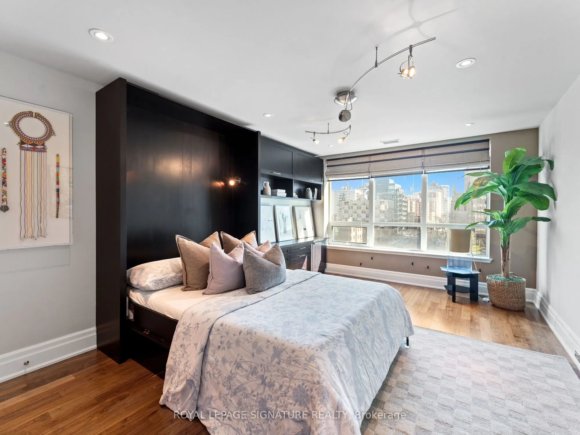 155 St. Clair Avenue W, #603