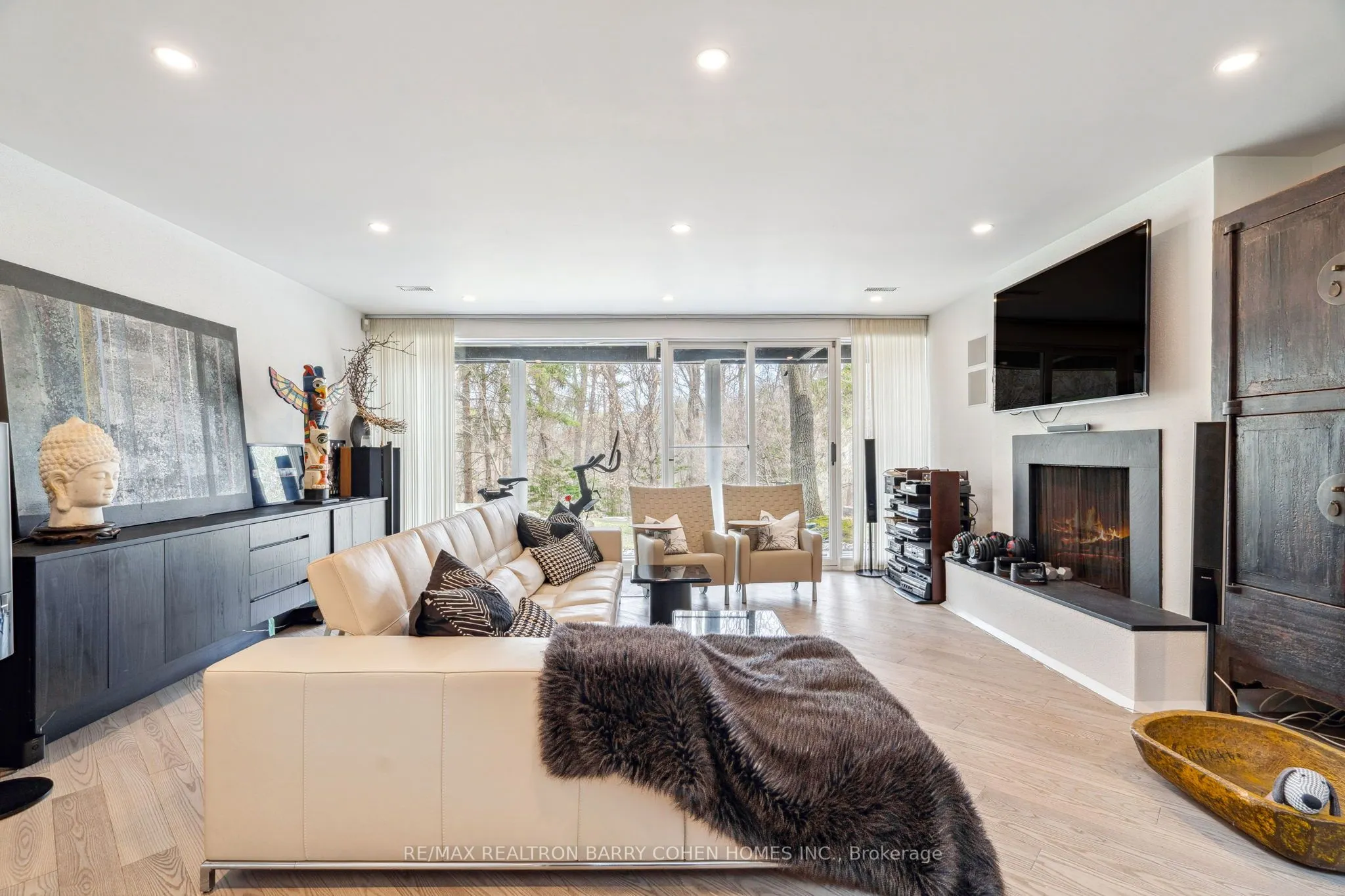18 Timberglade Court