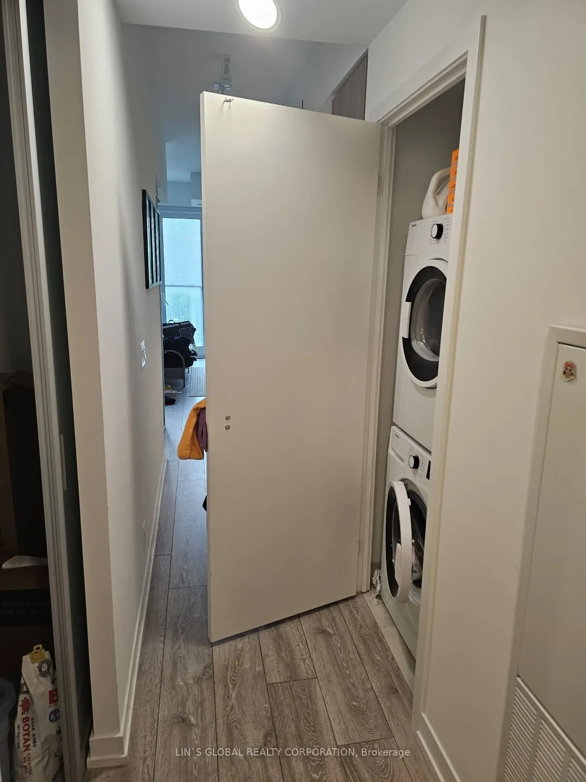 2020 Bathurst Street #523