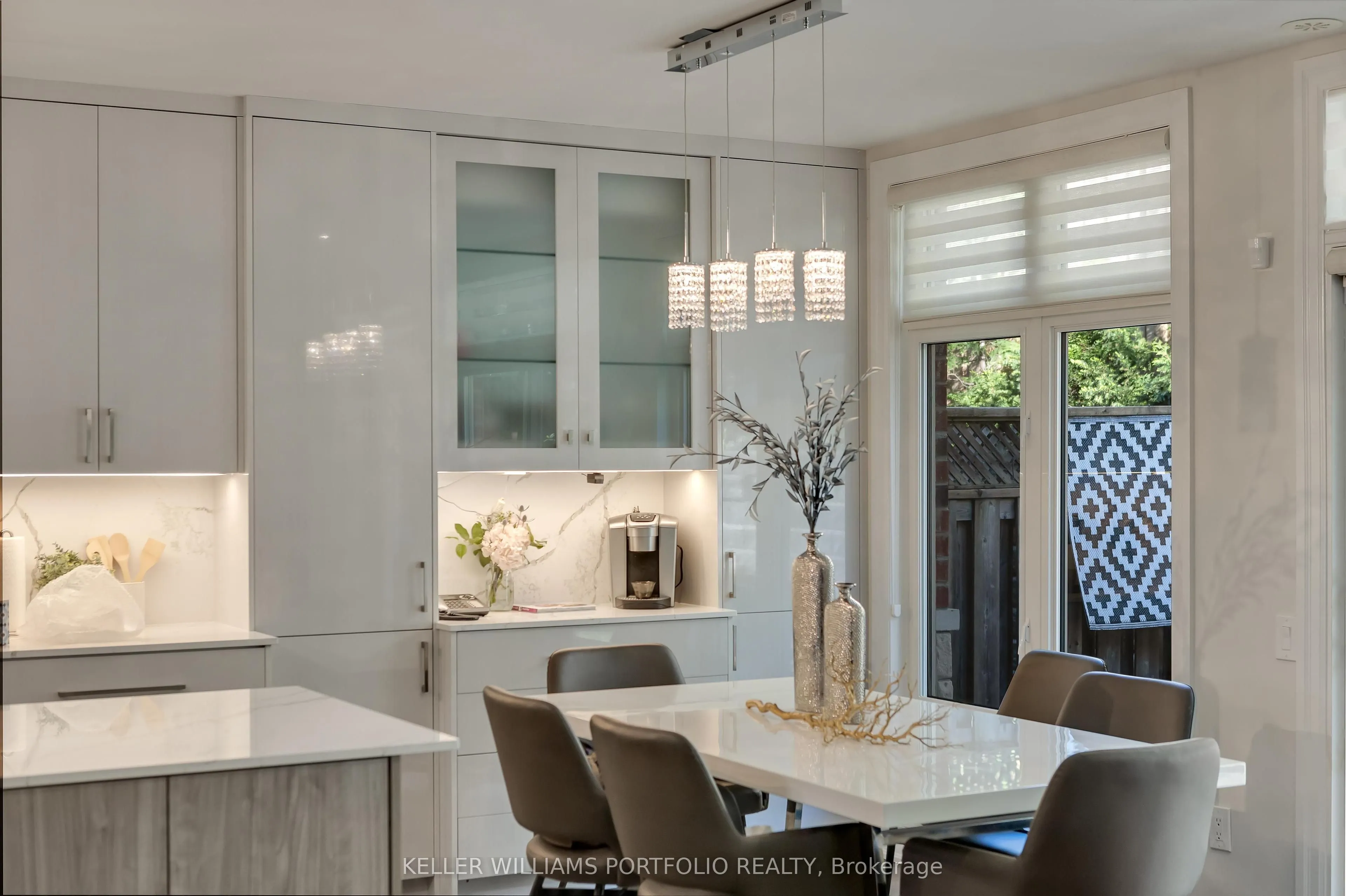 365A Roehampton Avenue, #13