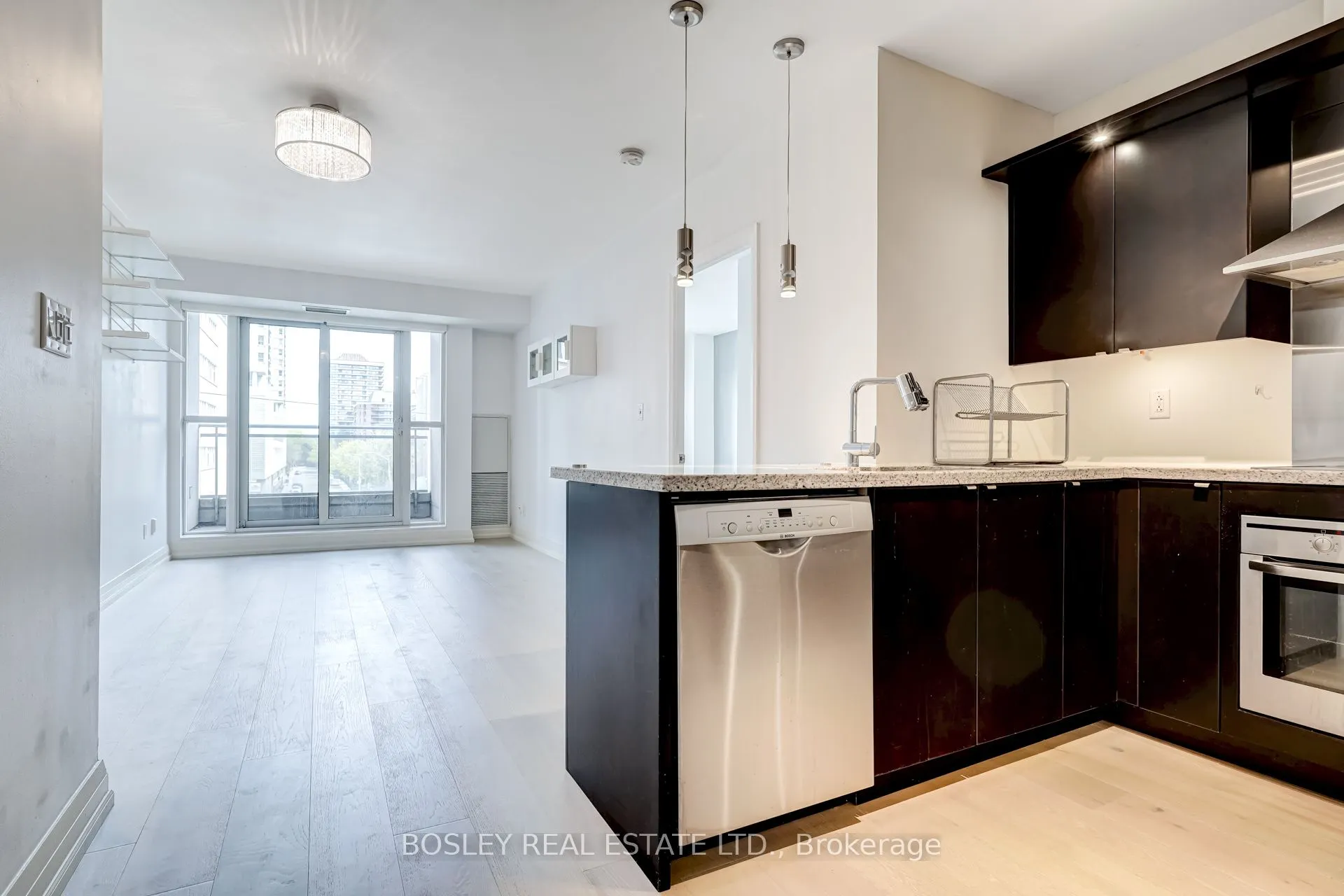 1430 Yonge Street, #205