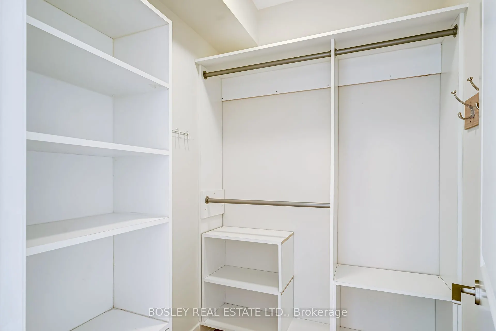 1430 Yonge Street, #205