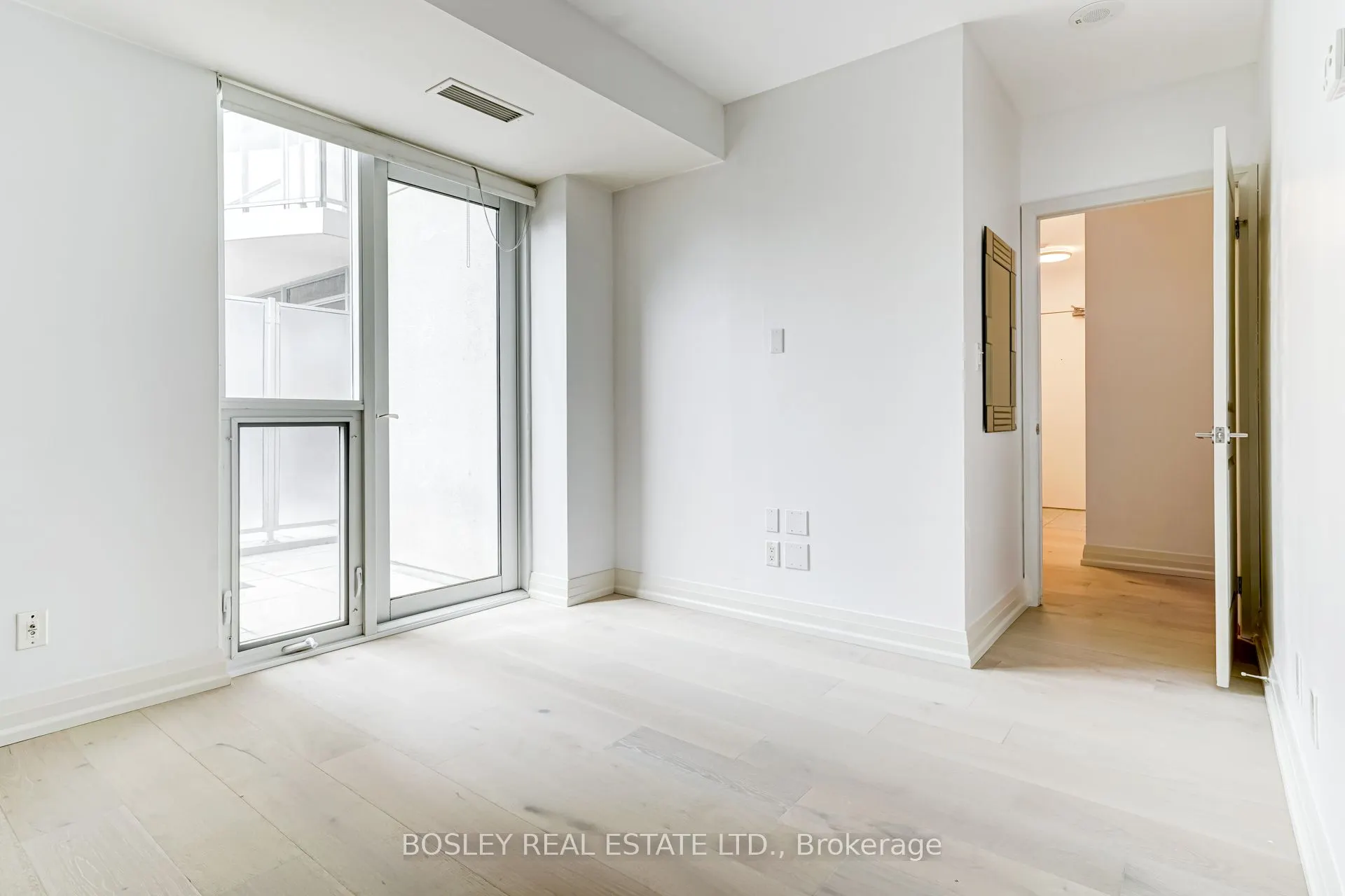 1430 Yonge Street, #205