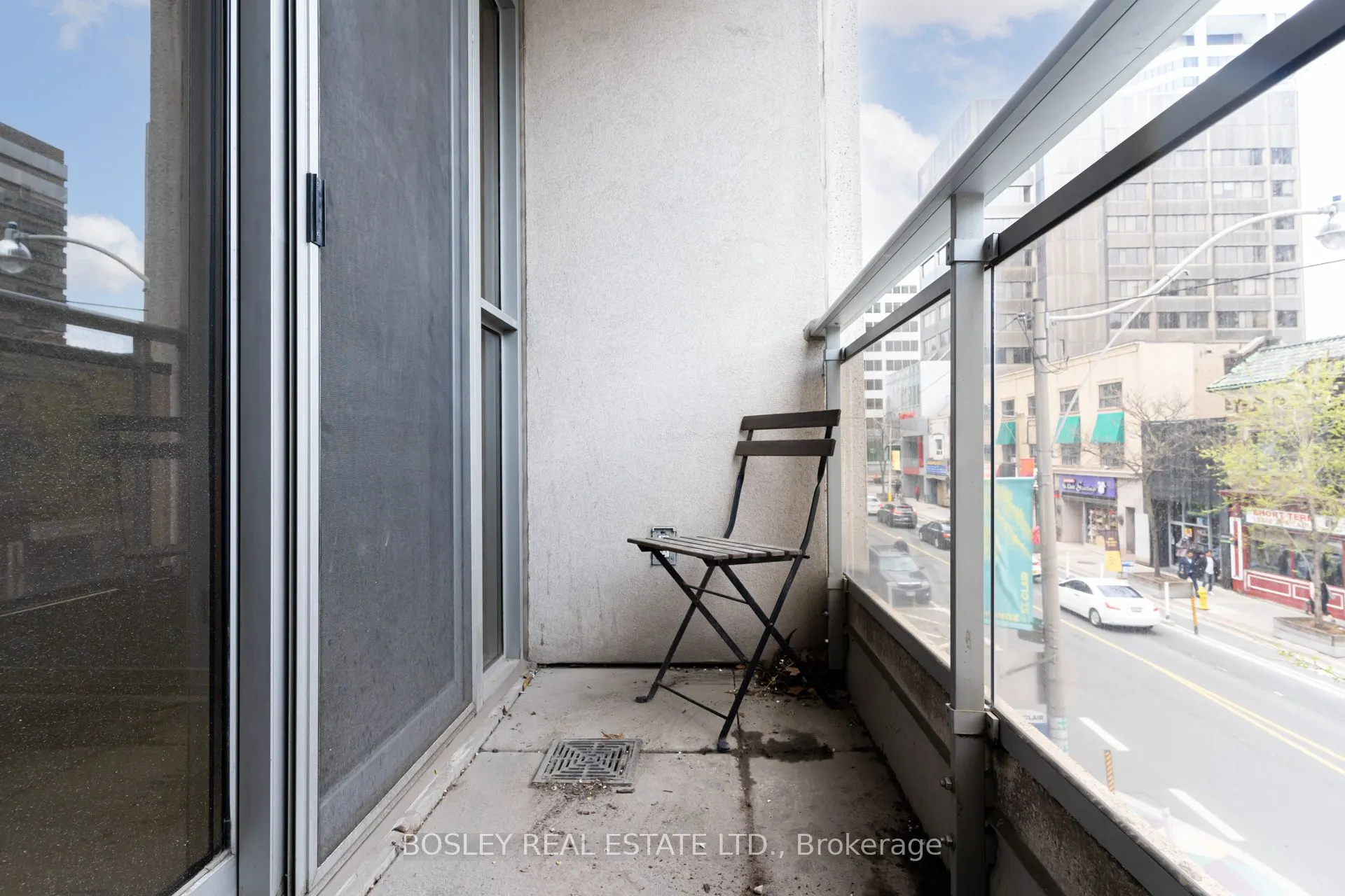1430 Yonge Street, #205