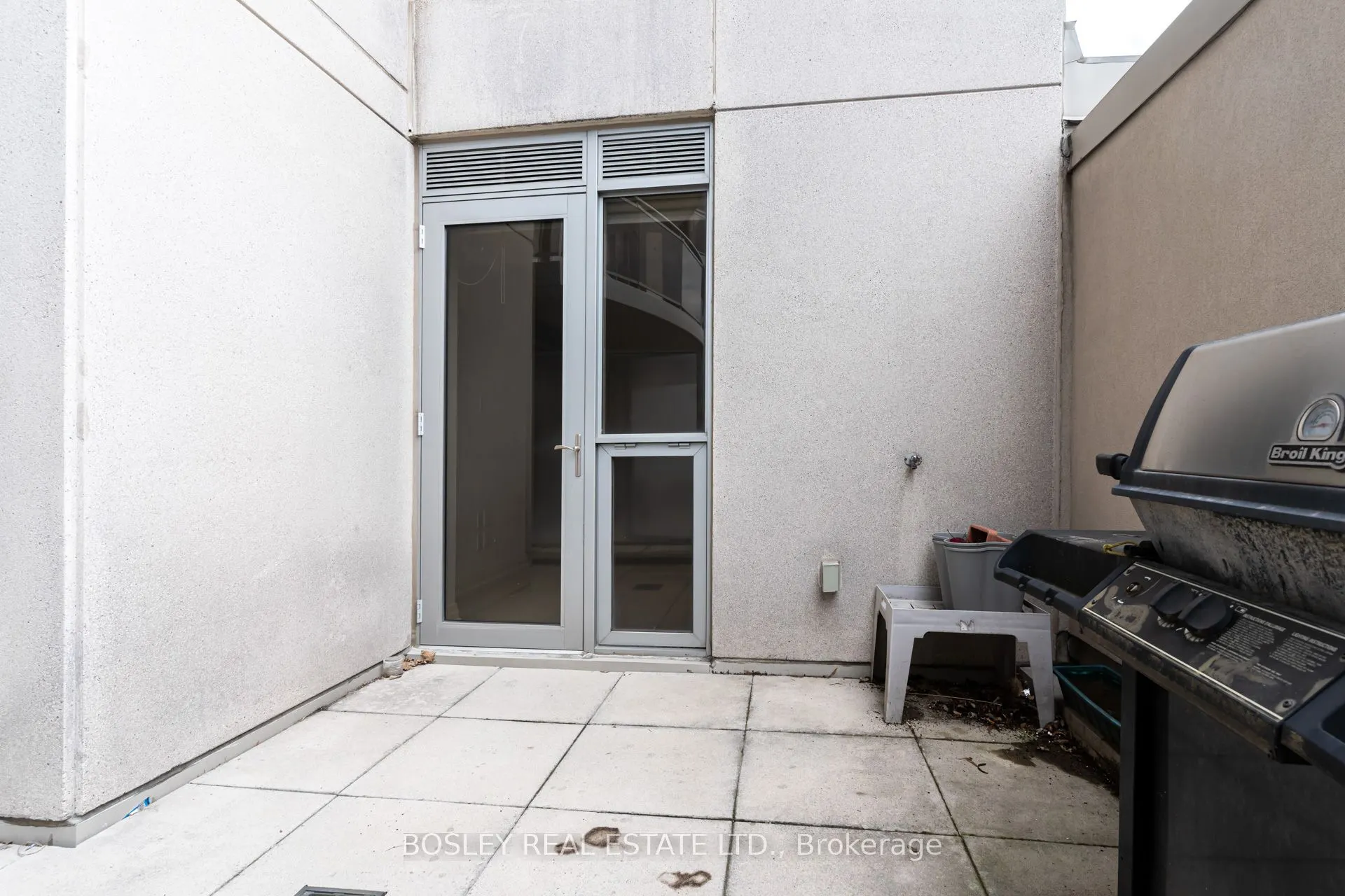 1430 Yonge Street, #205