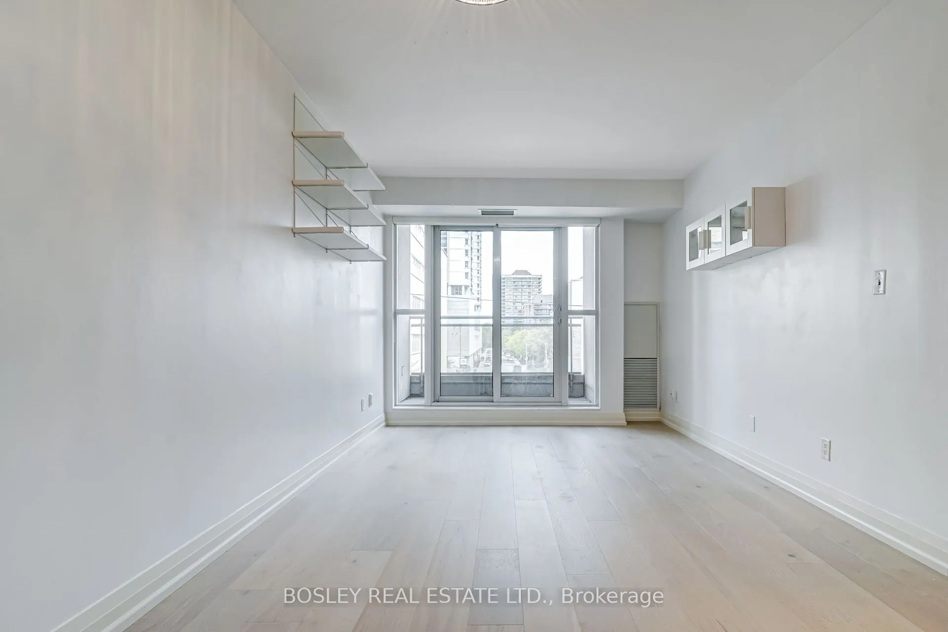 1430 Yonge Street, #205