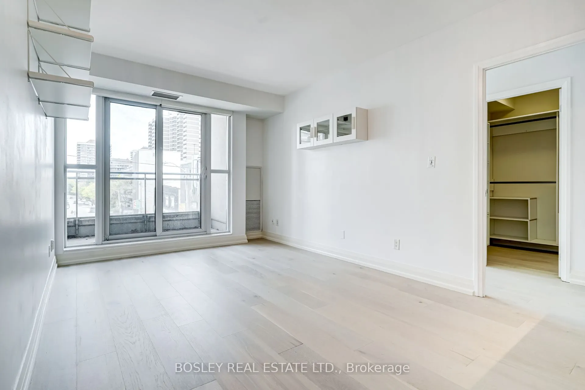 1430 Yonge Street, #205