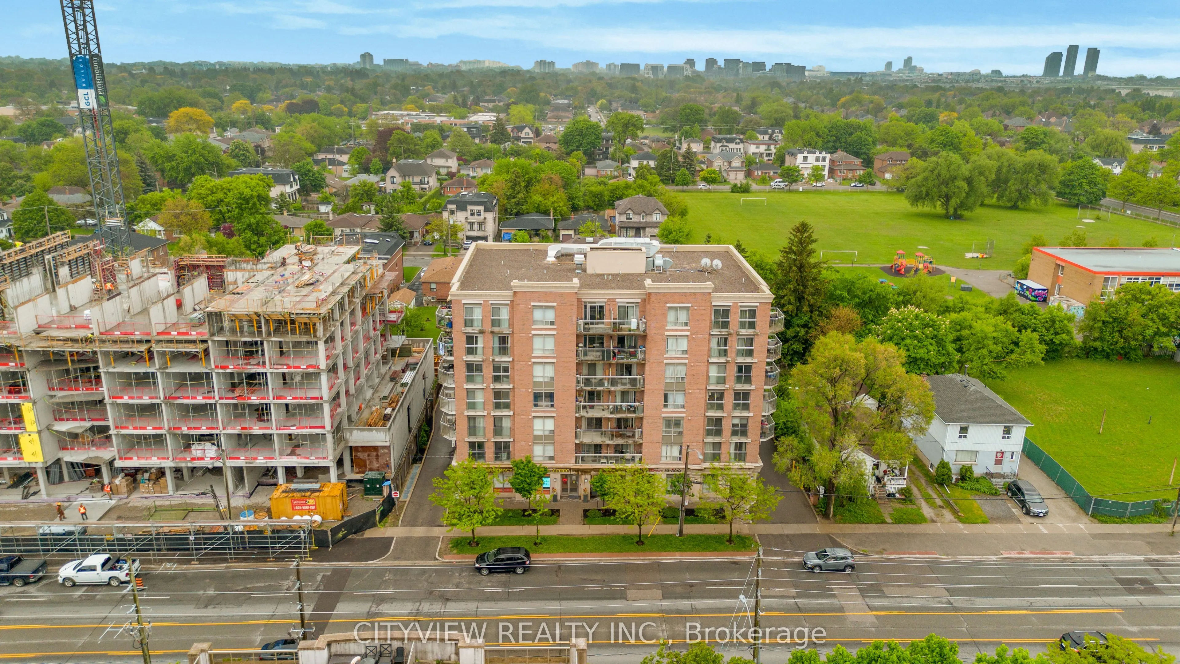 801 Sheppard Avenue W, #307