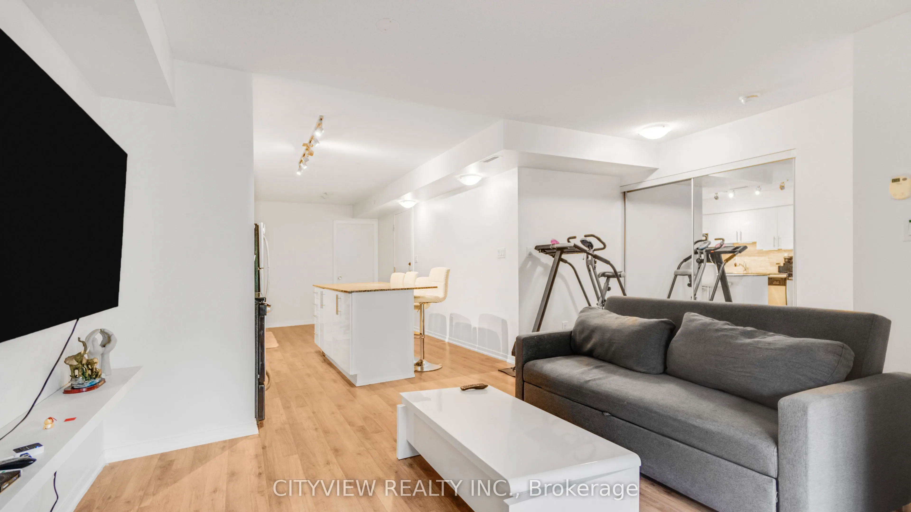 801 Sheppard Avenue W, #307