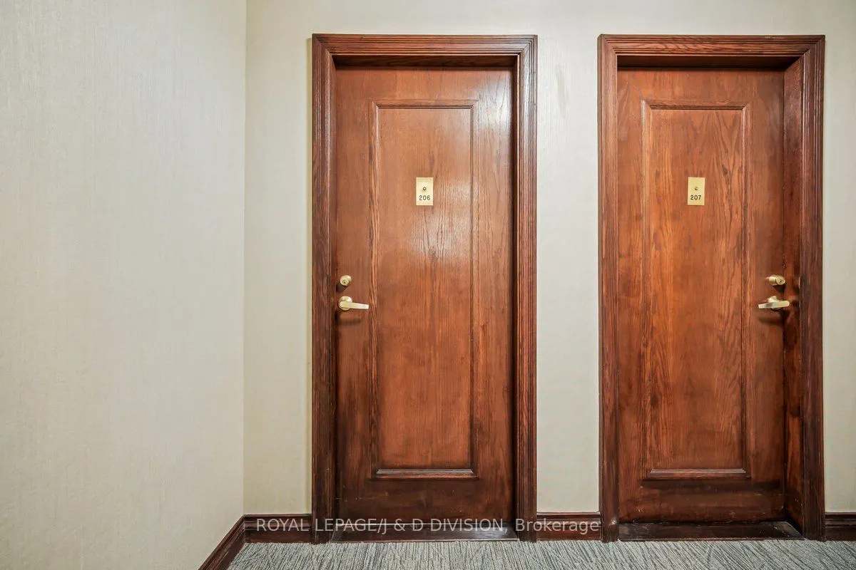 35 Merton Street, #206