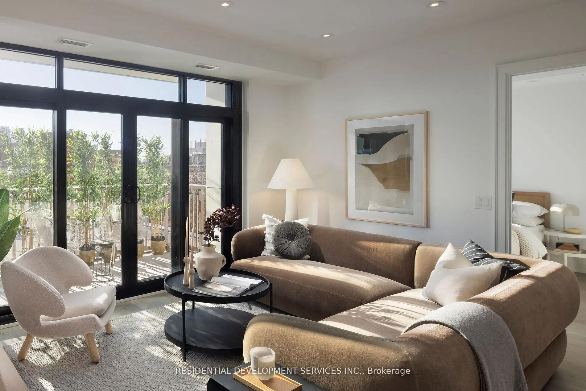 1 Strathgowan Avenue #513