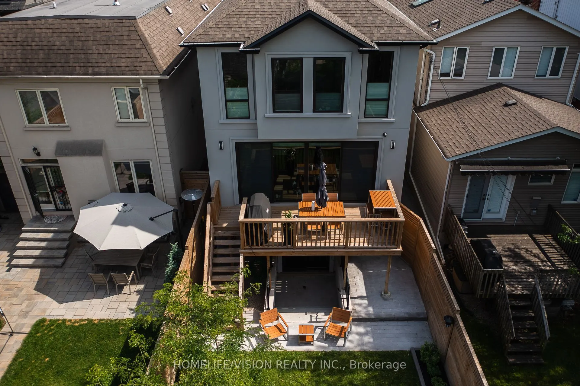 378 Manor Road E