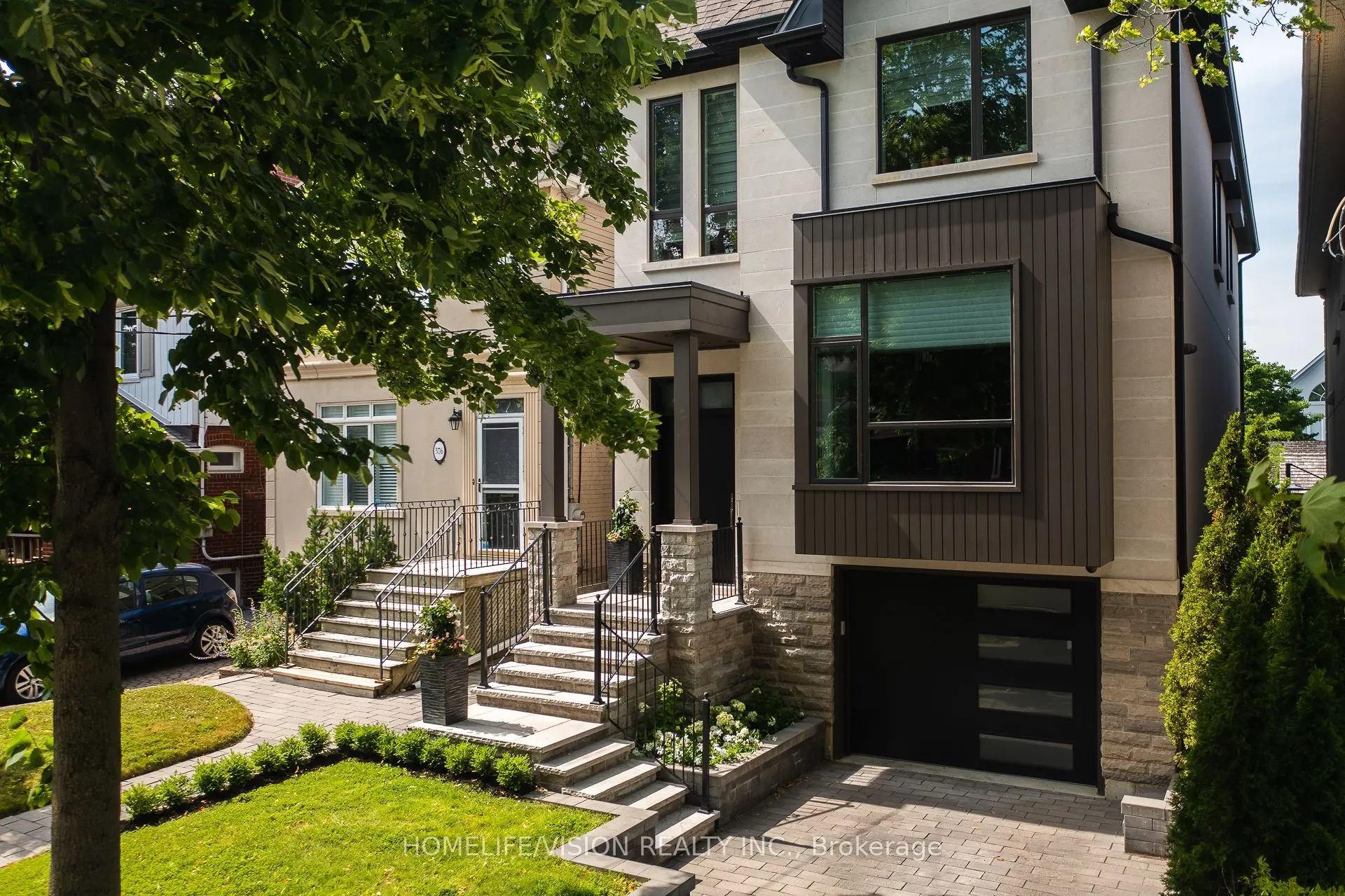 378 Manor Road E