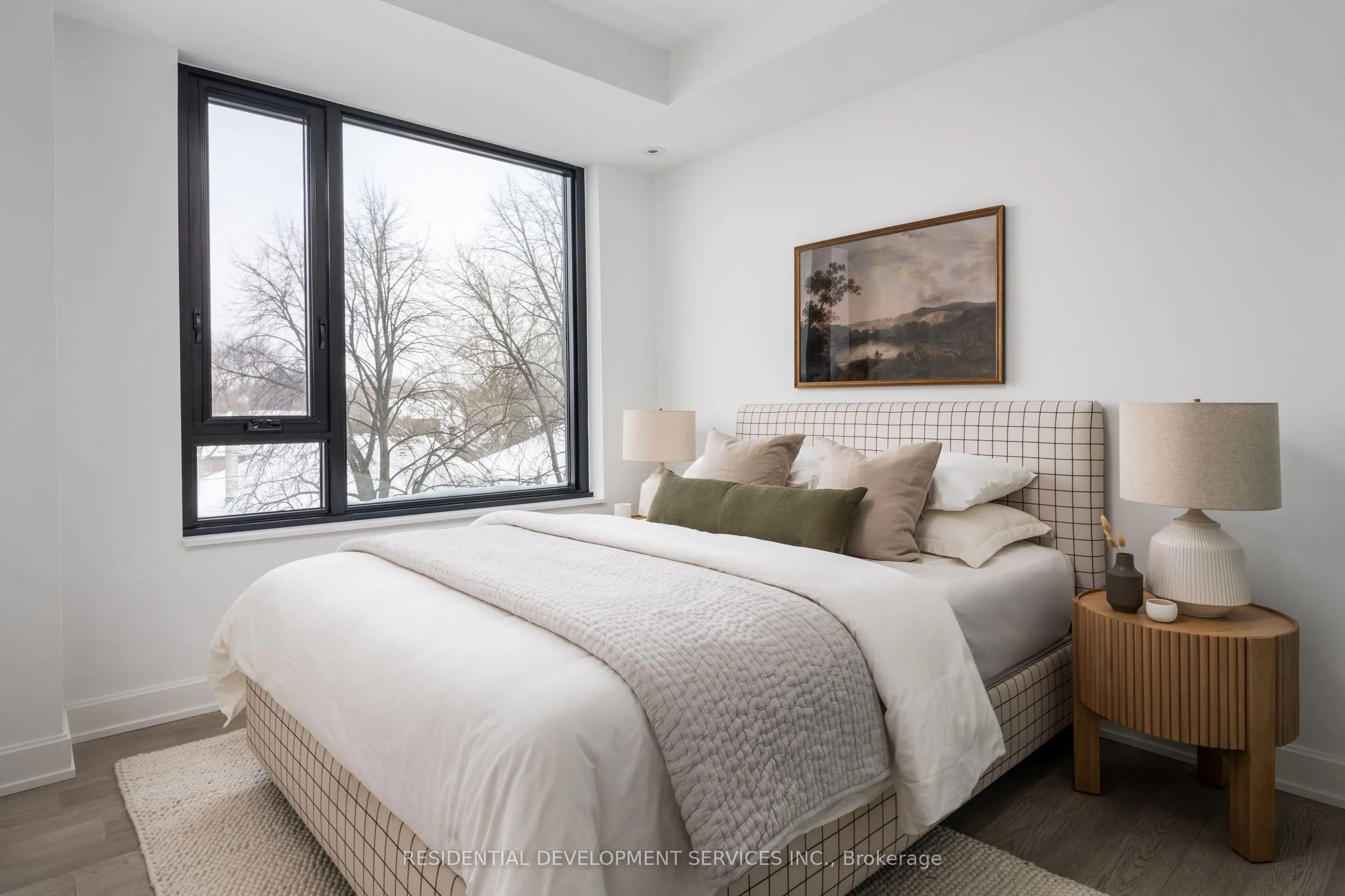 1 Strathgowan Avenue #408