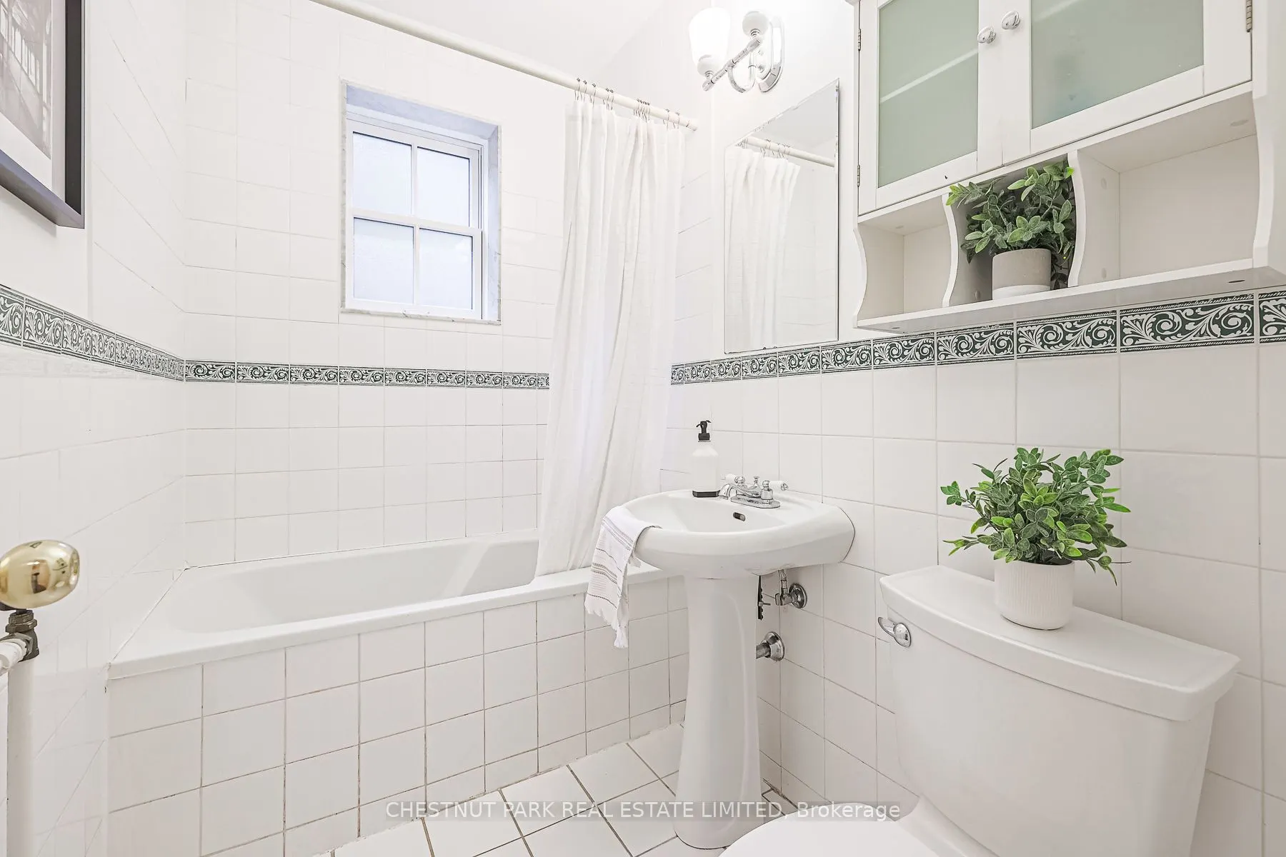 480 Oriole Parkway #111