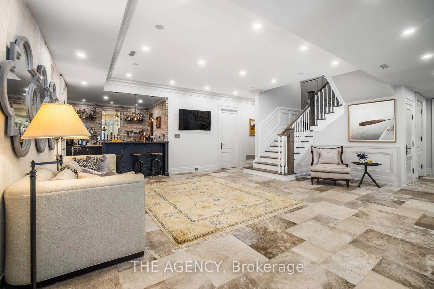 1 Suncrest Drive
