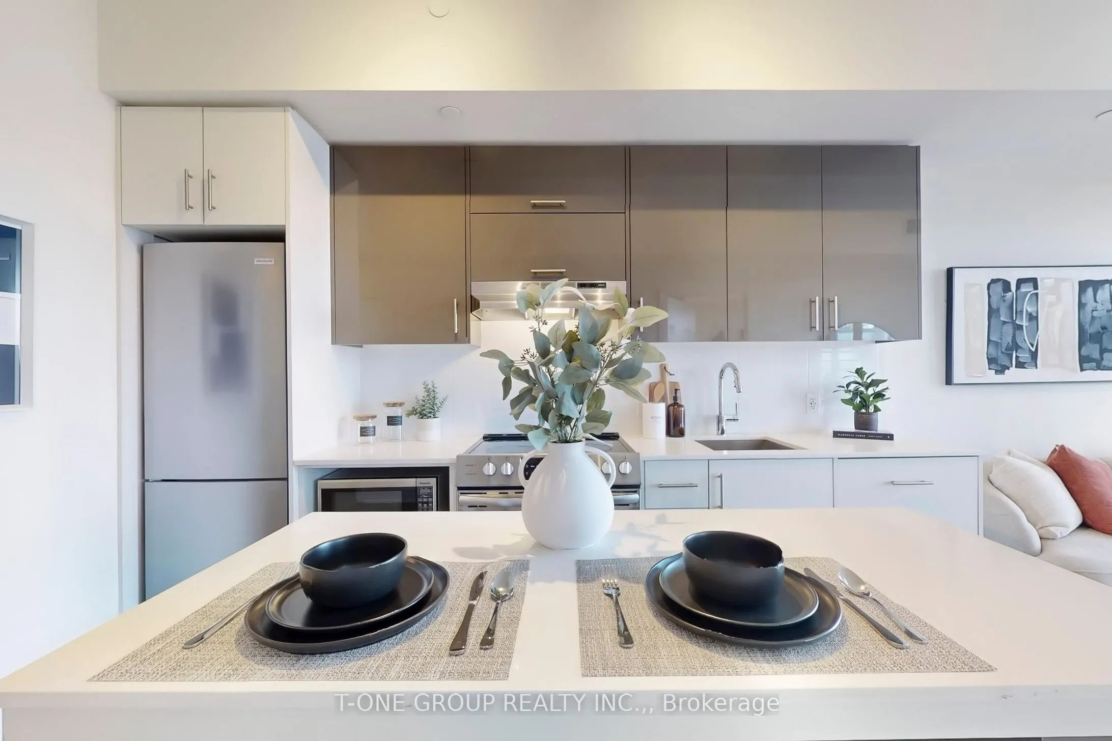 188 Fairview Mall Drive #516