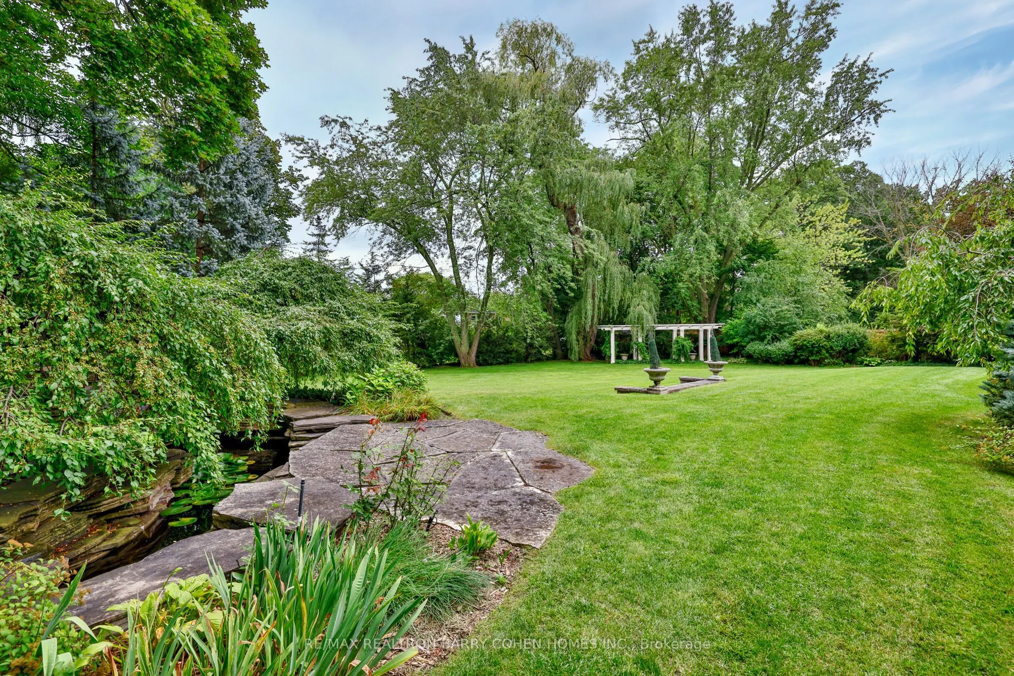 83 Bayview Ridge