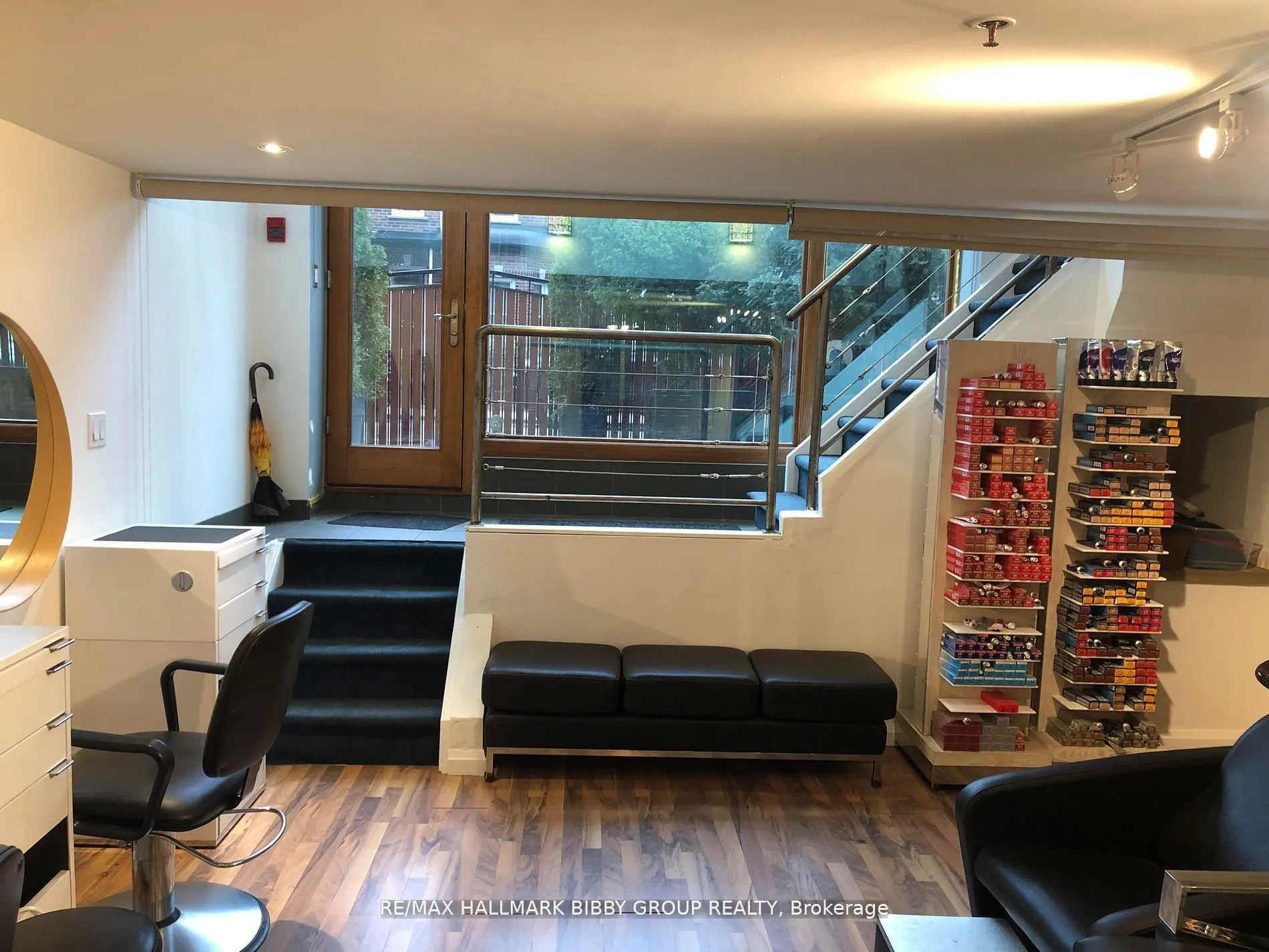 676 Richmond Street W, #101