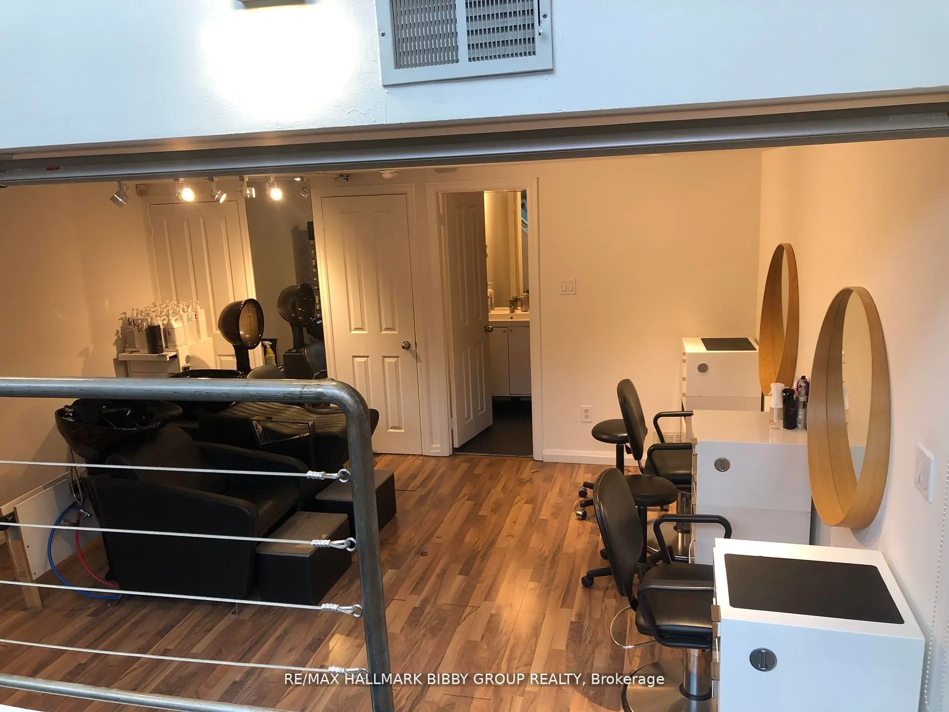676 Richmond Street W, #101