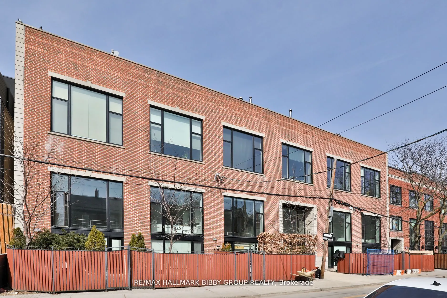 676 Richmond Street W, #101