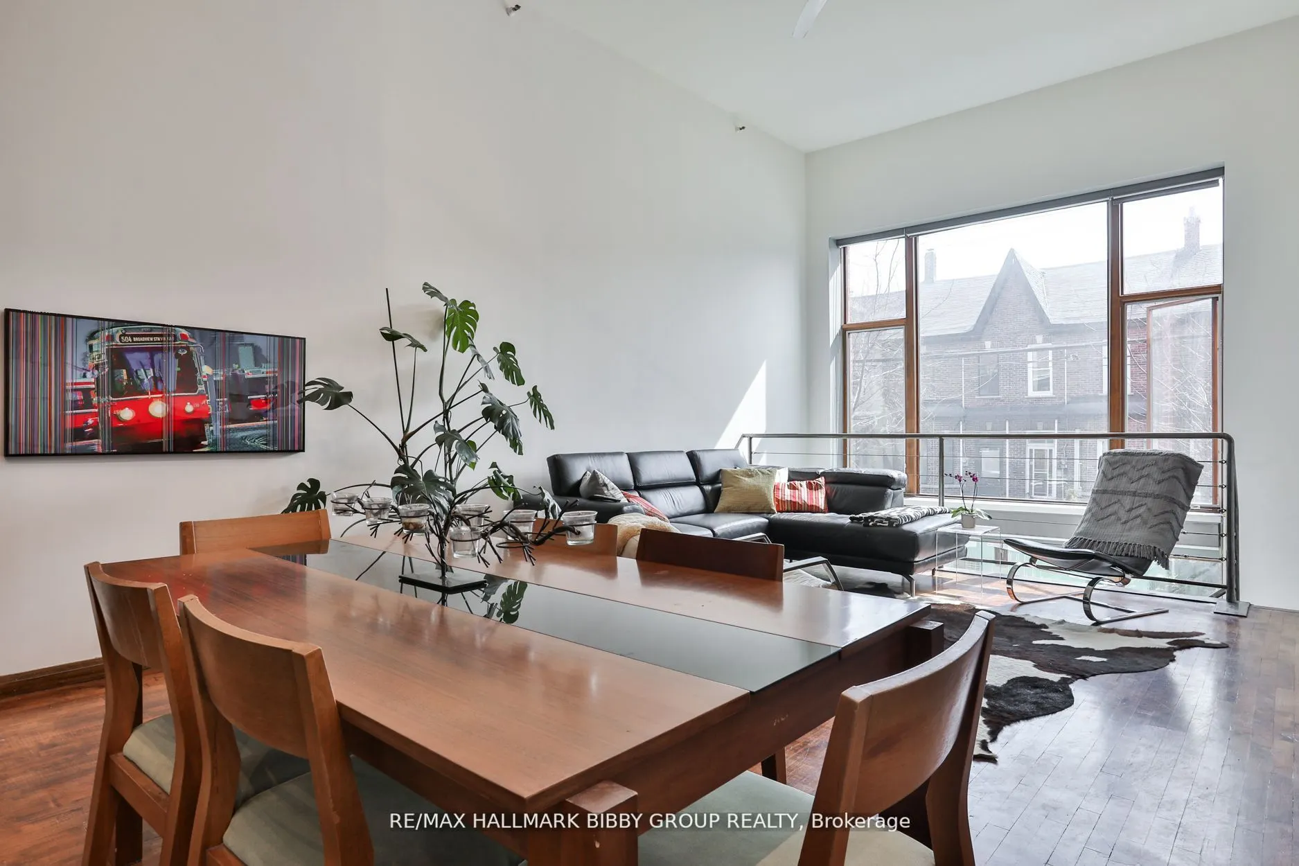 676 Richmond Street W, #101