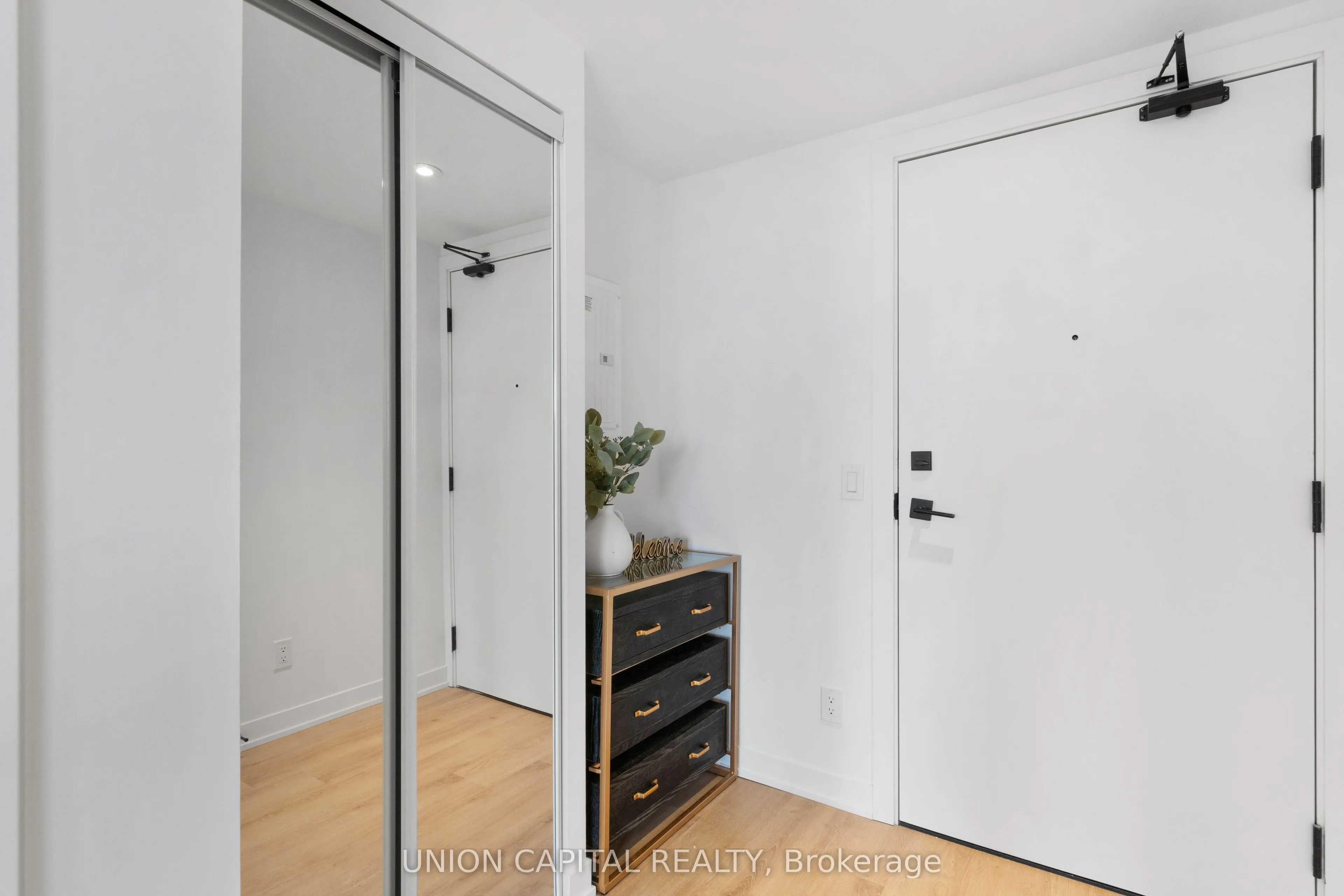 319 Jarvis Street, #1612