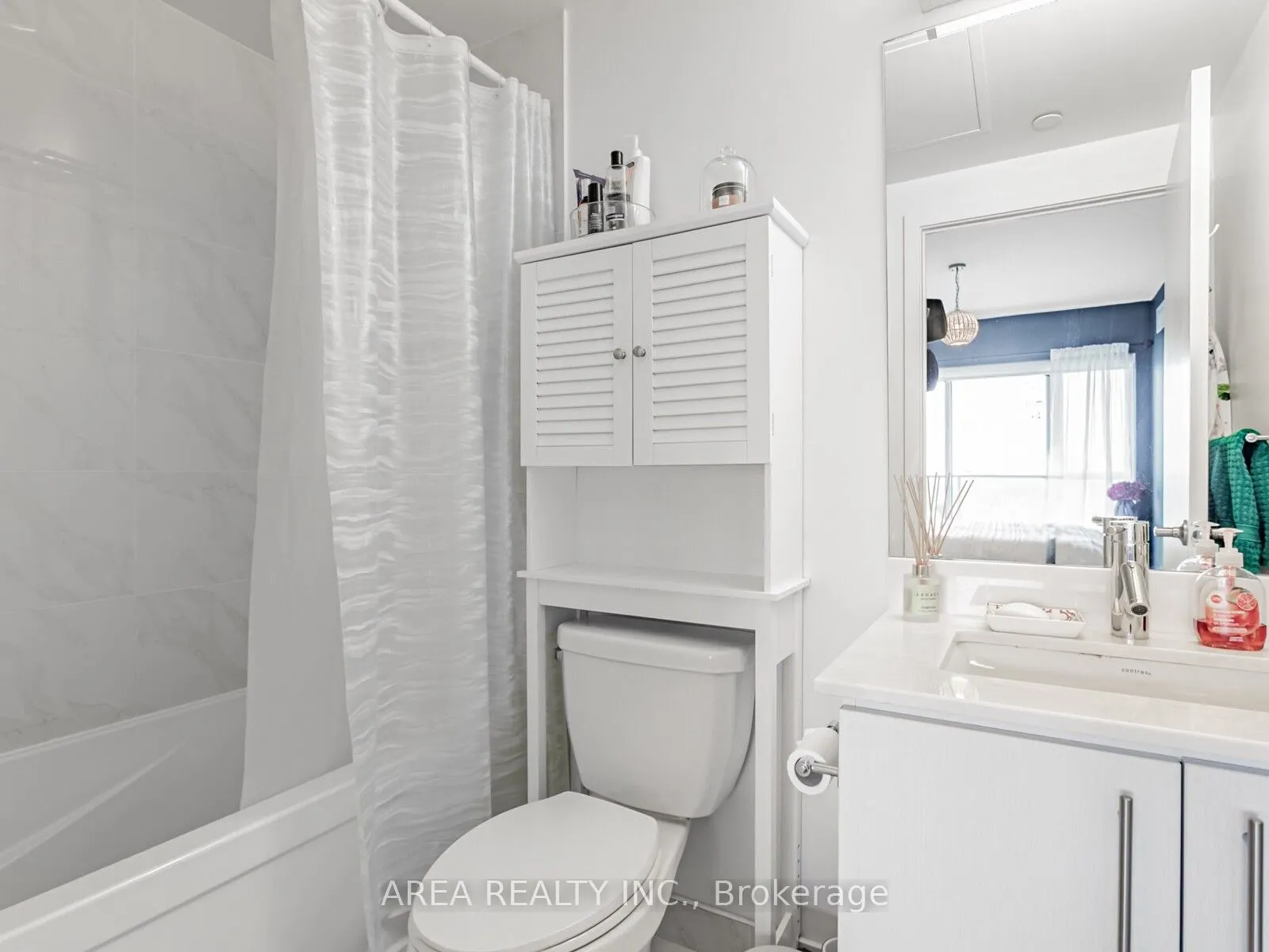 58 Orchard View Boulevard, #2009