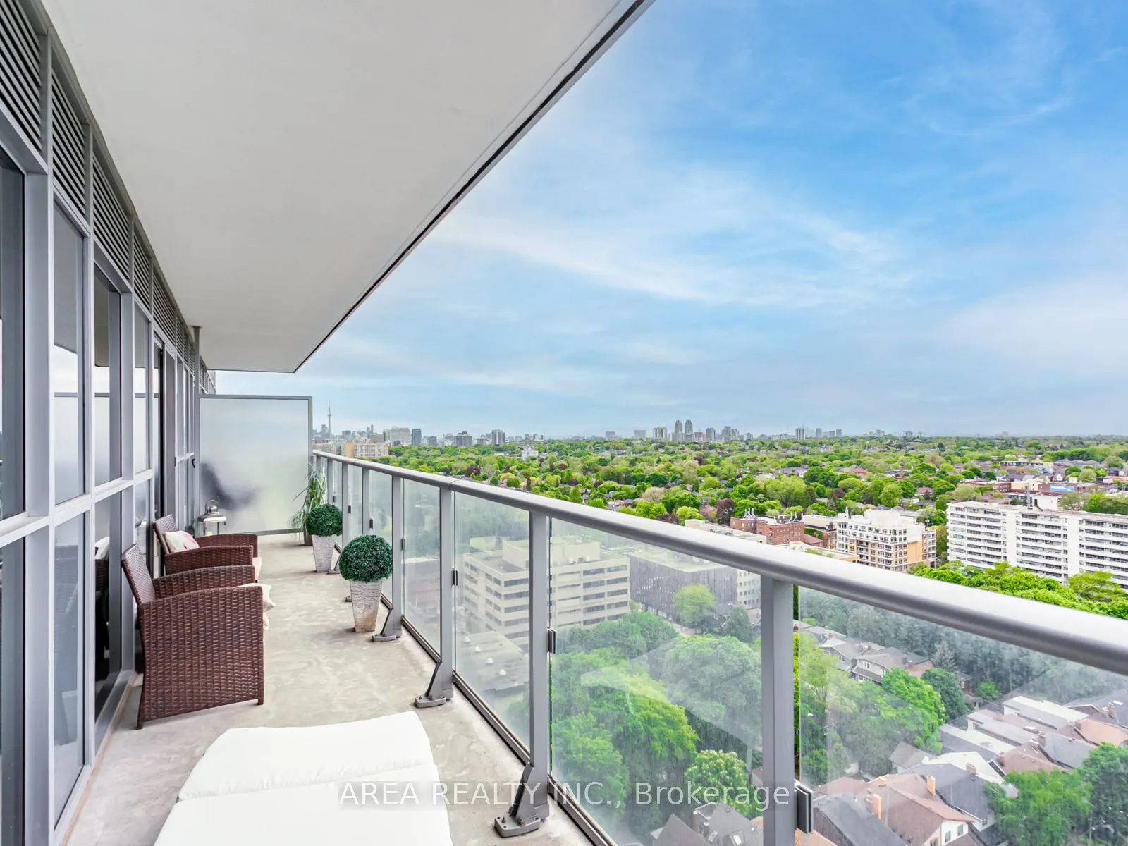 58 Orchard View Boulevard, #2009