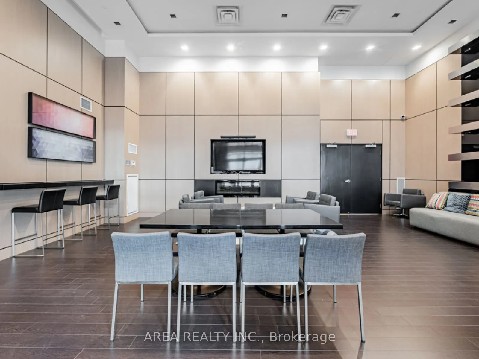 58 Orchard View Boulevard, #2009