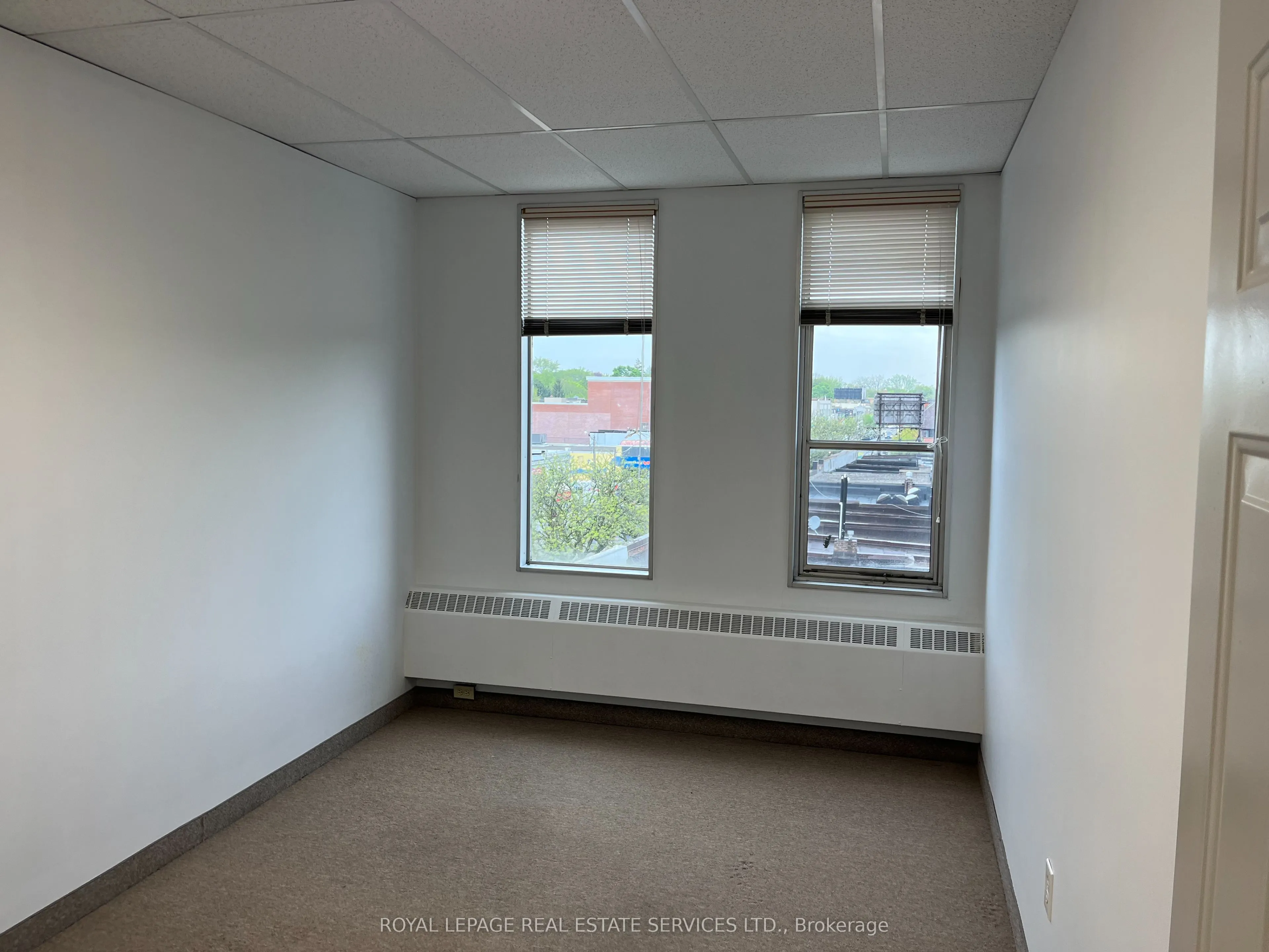 3335 Yonge Street, #404