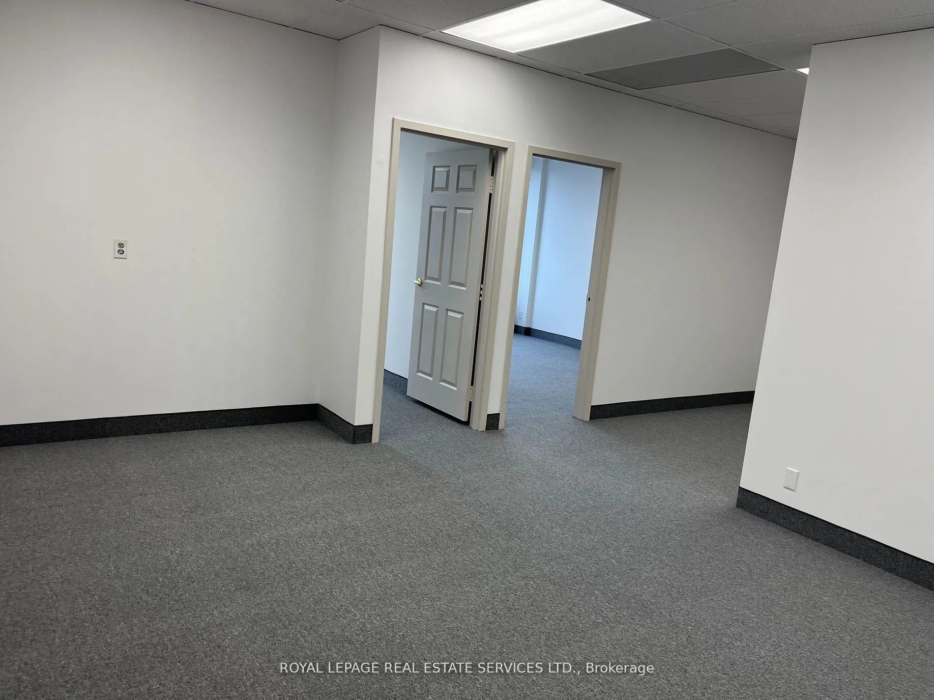 3335 Yonge Street, #405