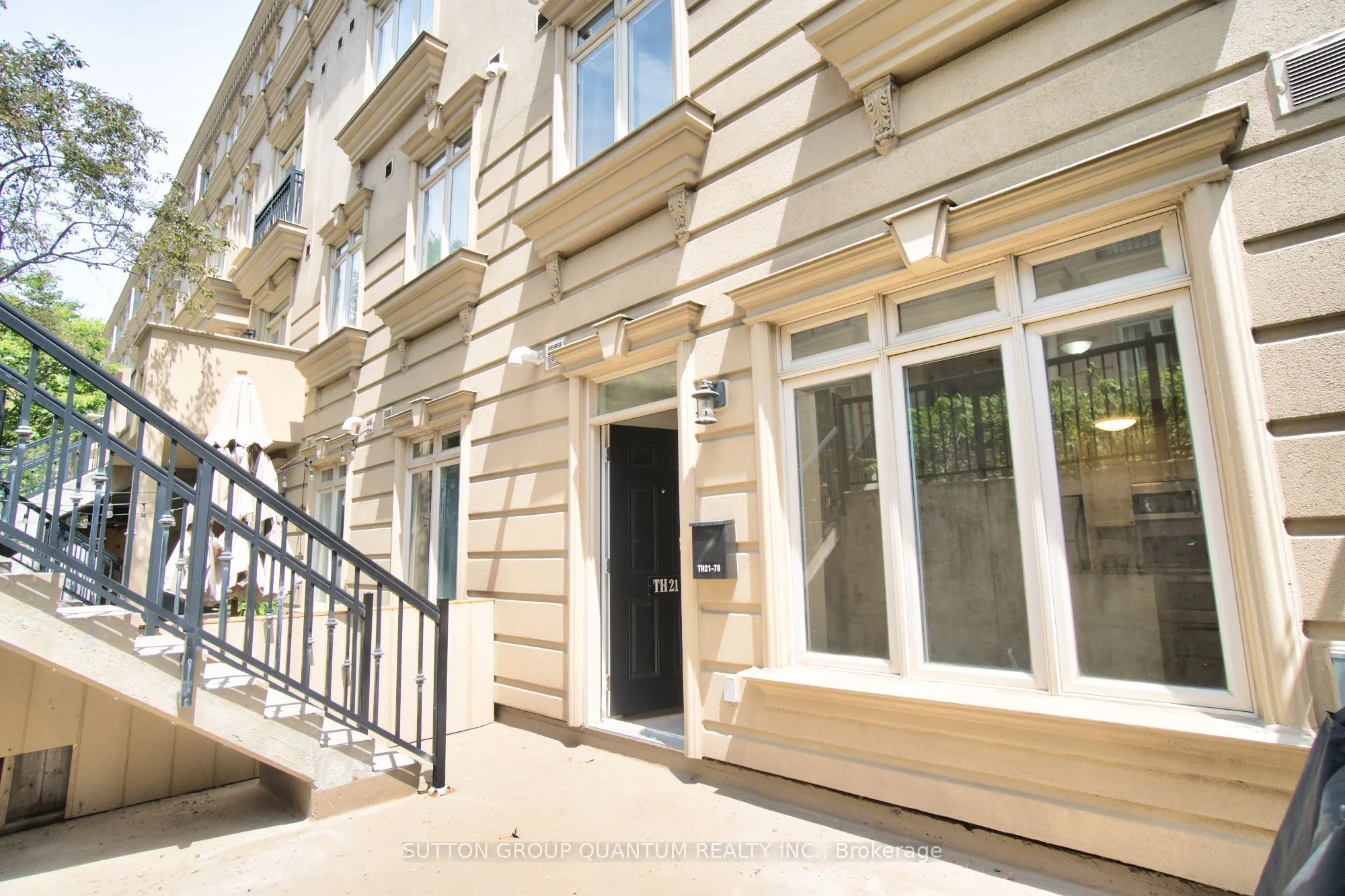 78 CARR Street, #TH 21