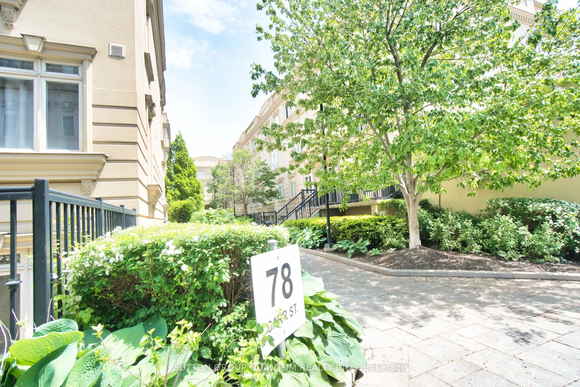 78 CARR Street, #TH 21