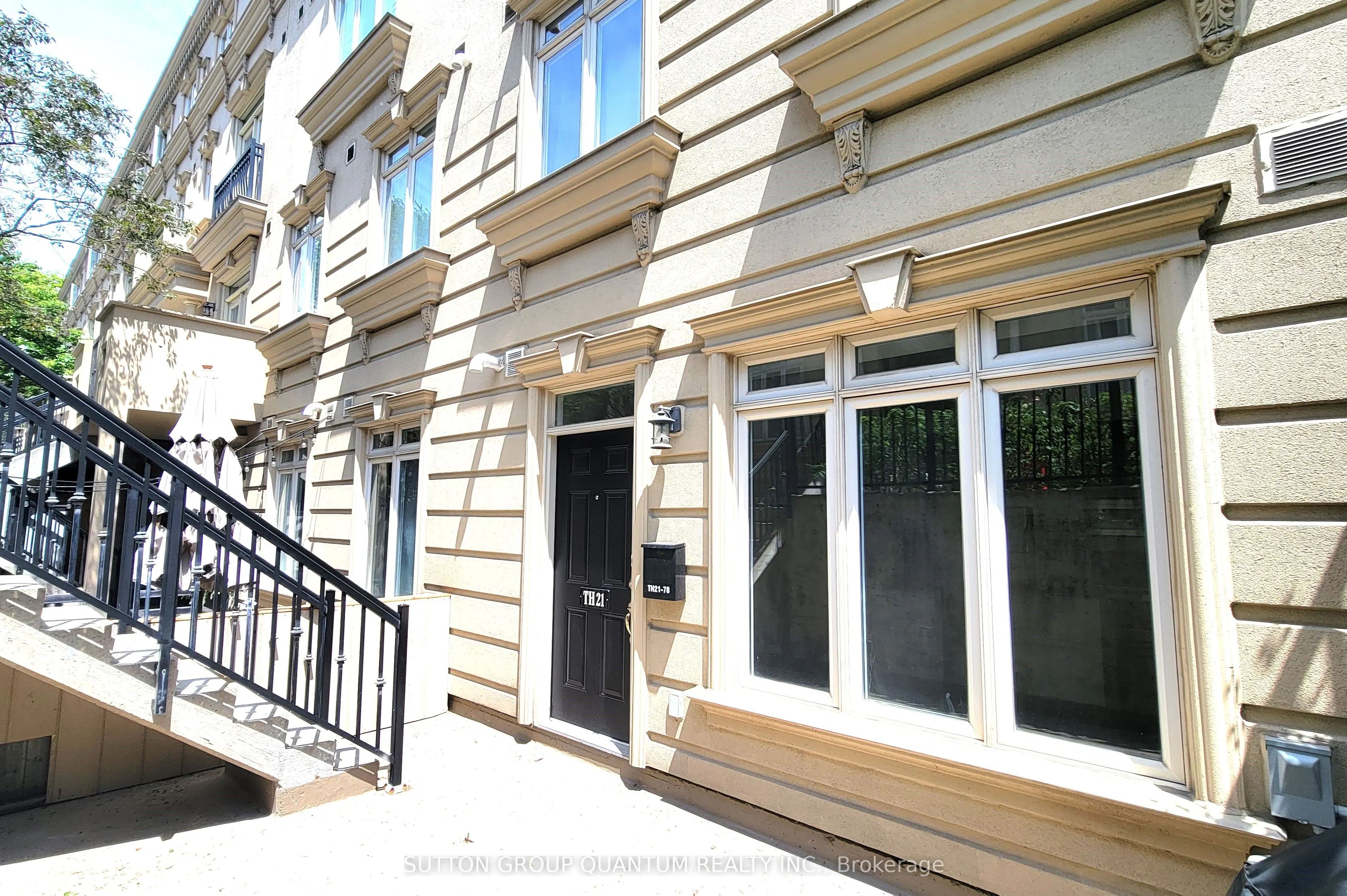 78 CARR Street, #TH 21