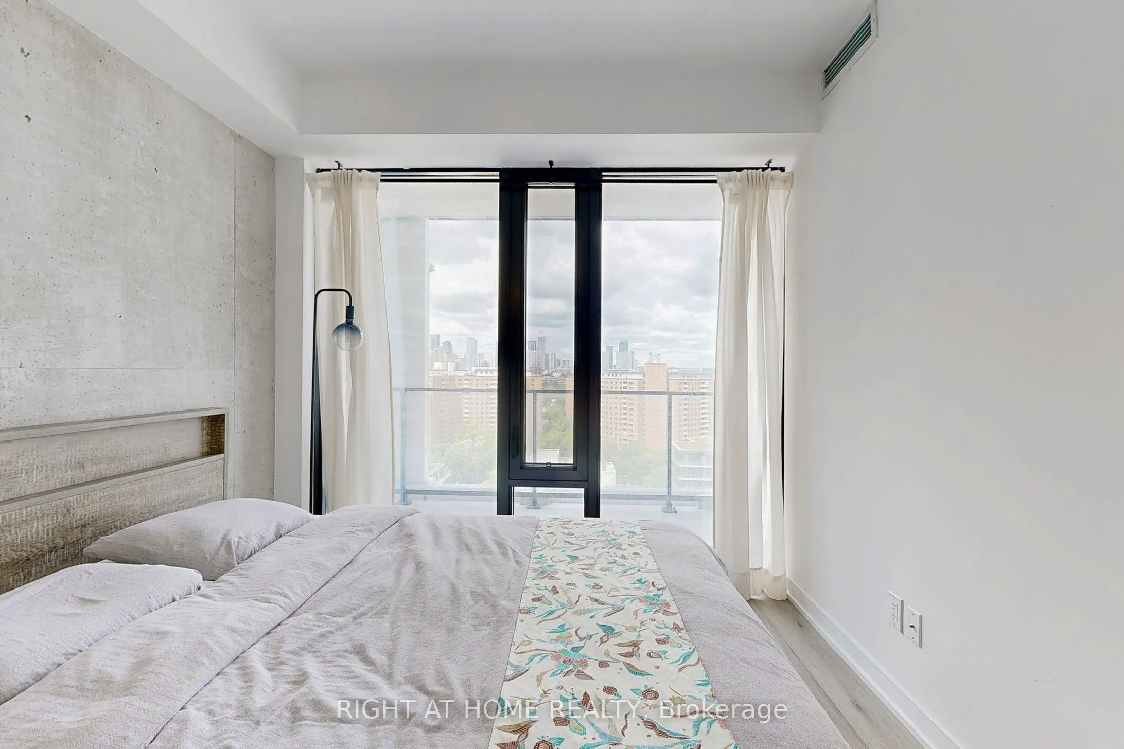 55 Ontario Street, #1601