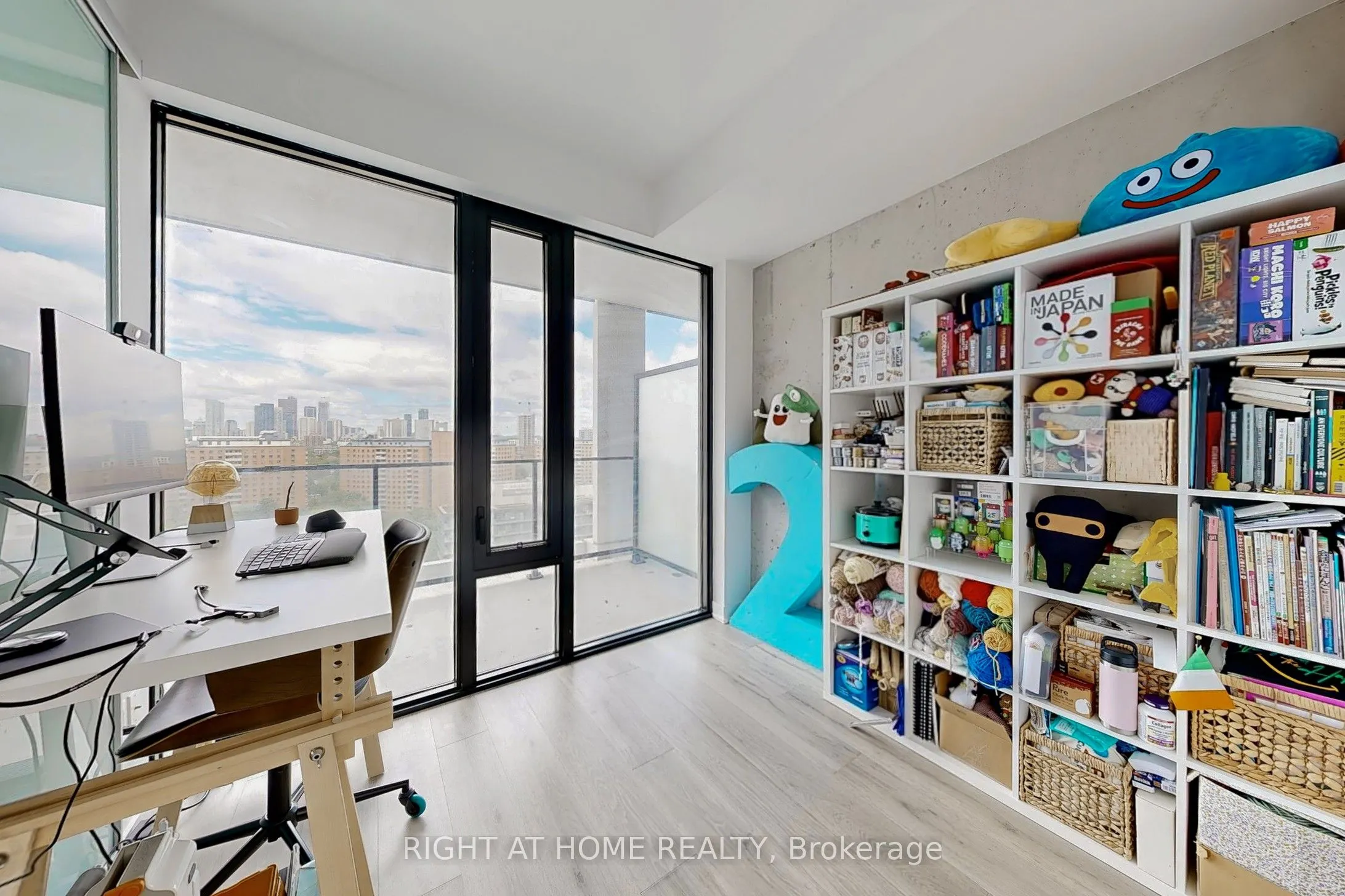 55 Ontario Street, #1601