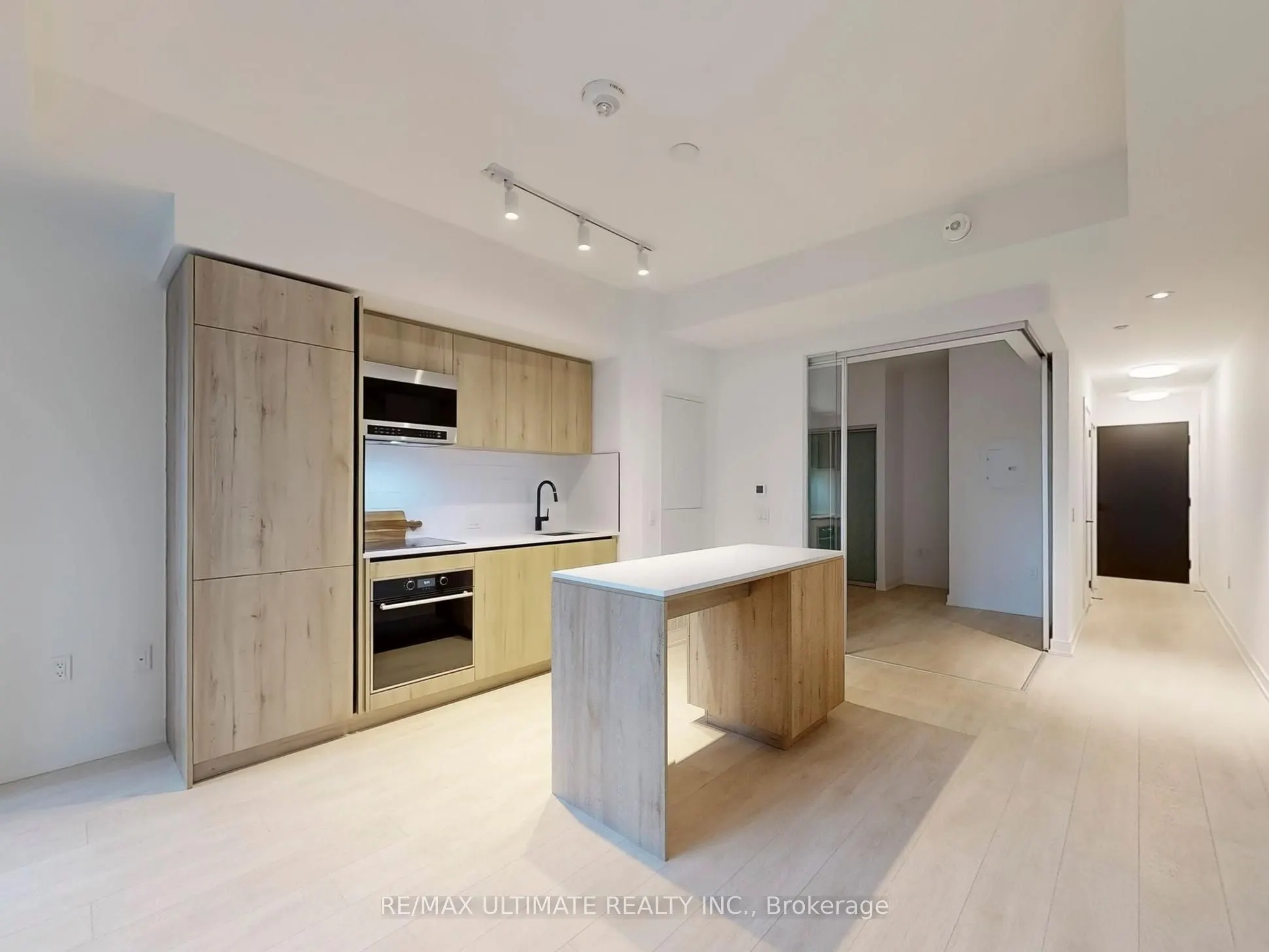 117 Broadway Avenue #207