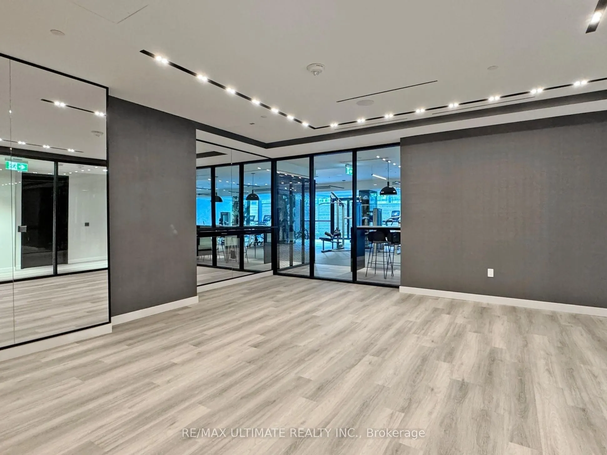 117 Broadway Avenue #207